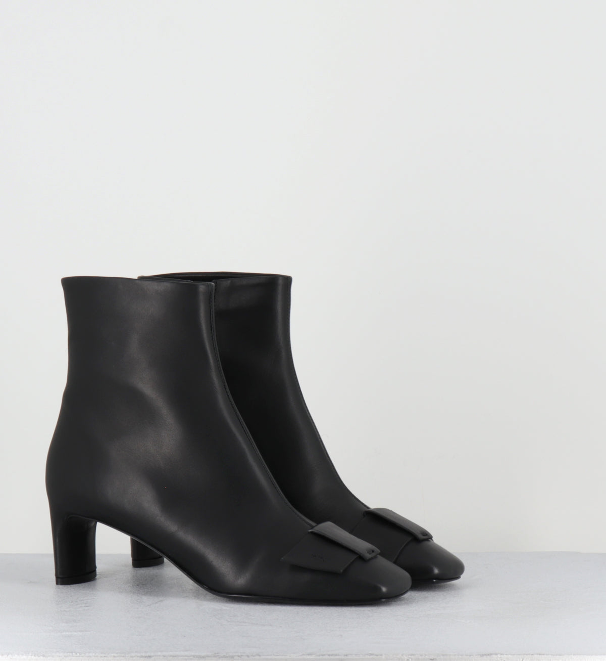 Boots en cuir noir petit talon - 12225 CAPRI NERO