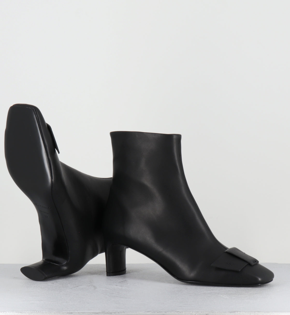 Boots en cuir noir petit talon - 12225 CAPRI NERO