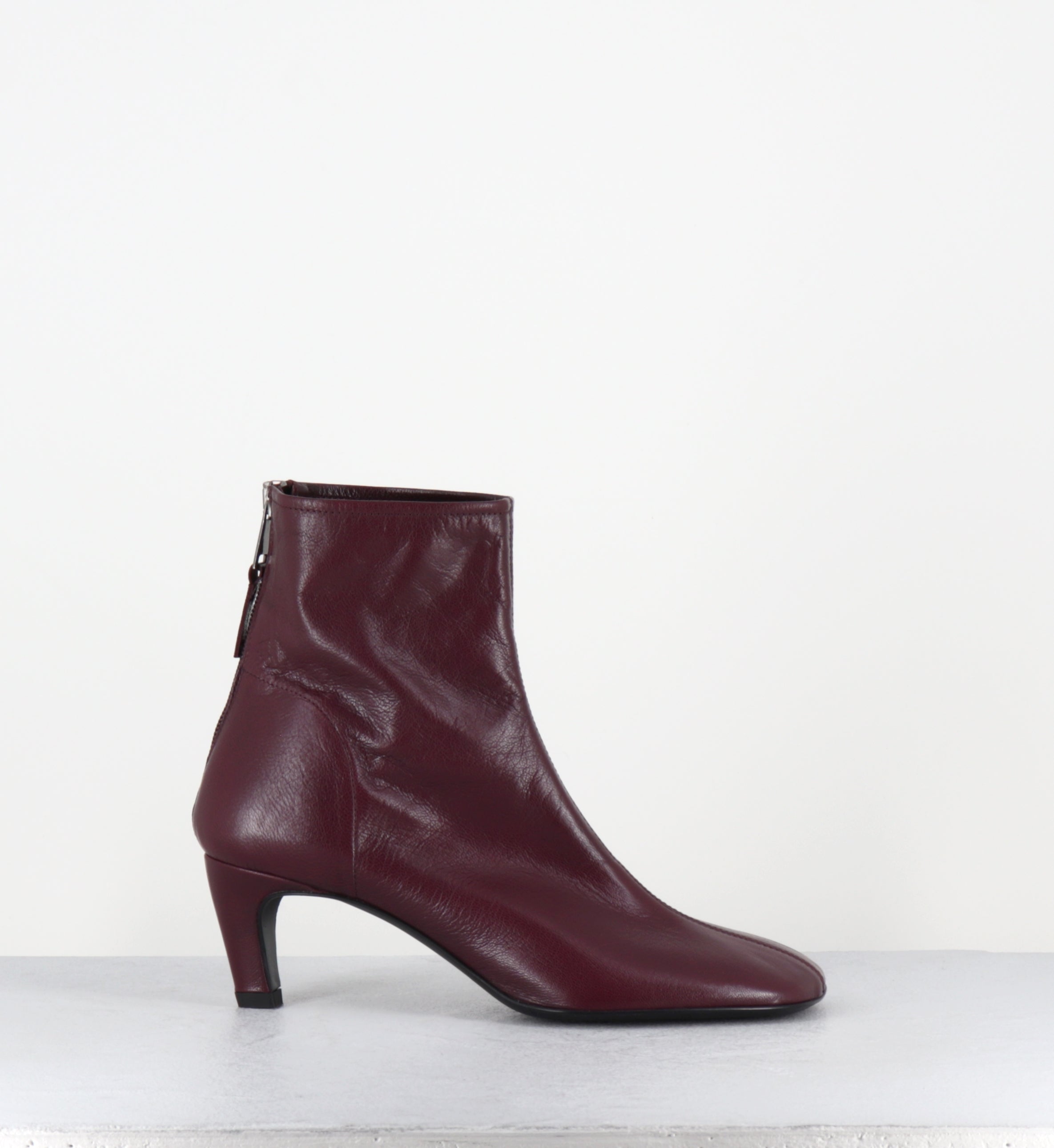 Boots en cuir prune bout carré - E4643 GLOVE WINE