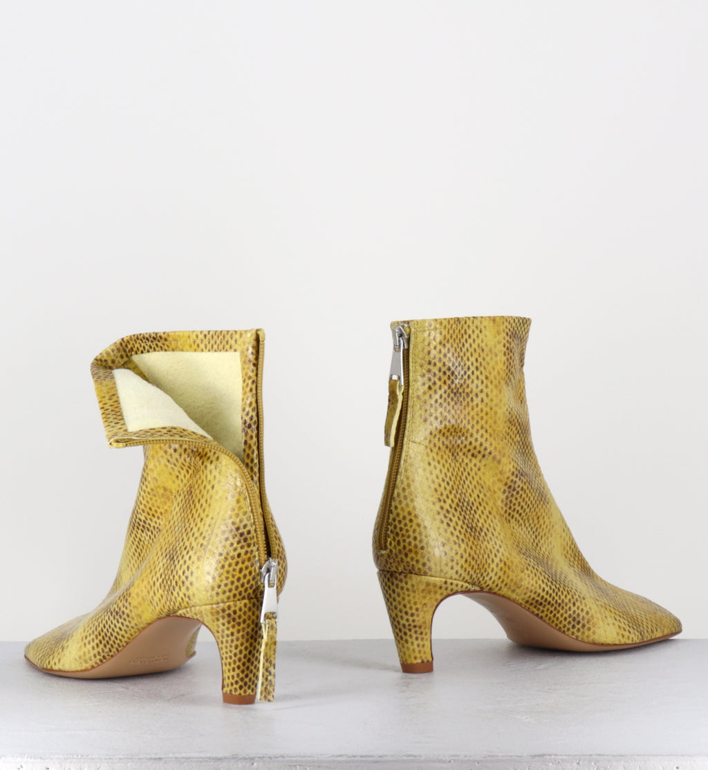 Boots en cuir imprimé serpent jaune - E4643 NEPAL LIME