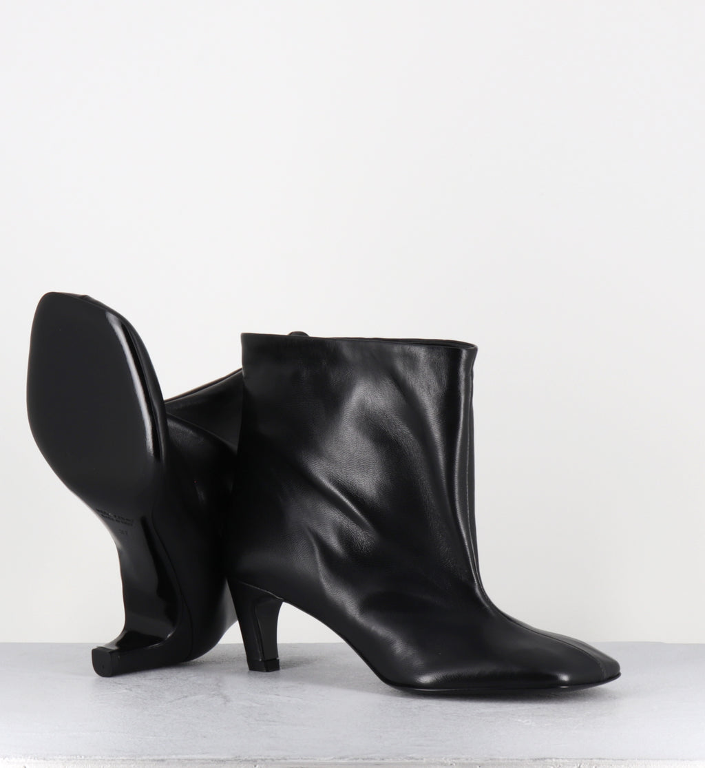 Boots larges en cuir noir bout carré - E4641 CHARME NERO