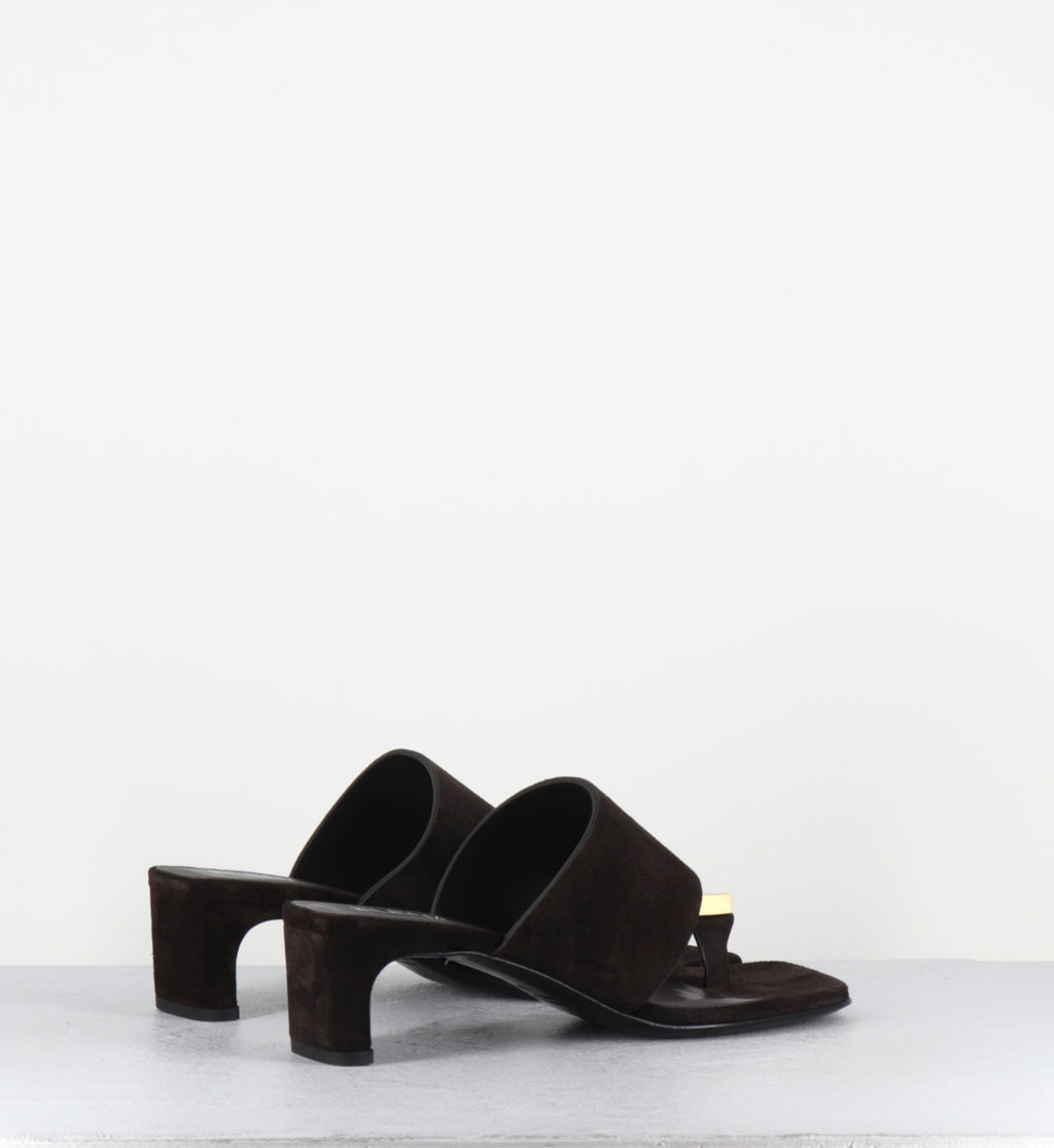 Mules en daim marron bijou doré - E4722 VELOUR EBANO