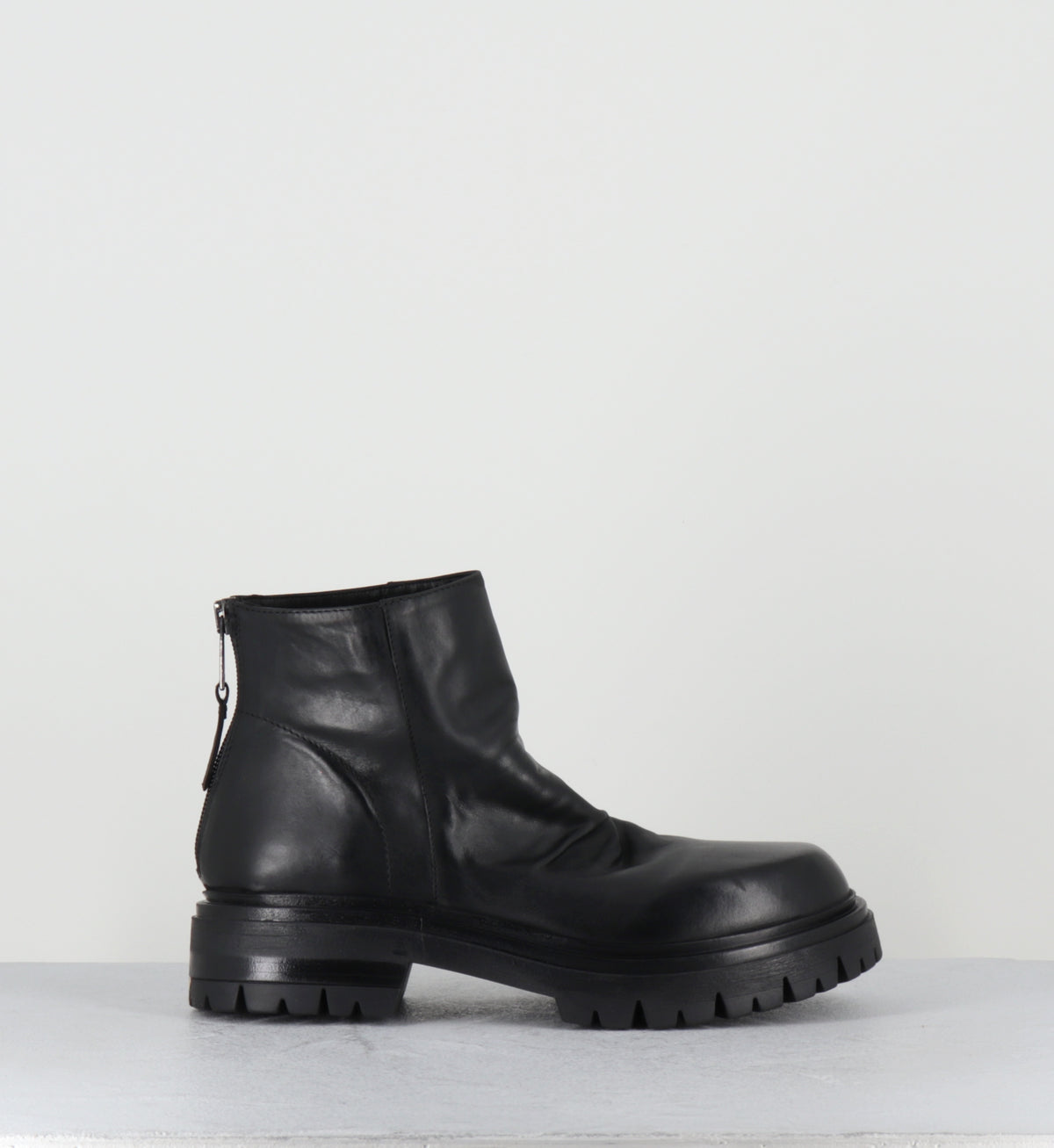Boots courtes en cuir noir - E3548 BOSTON NERO