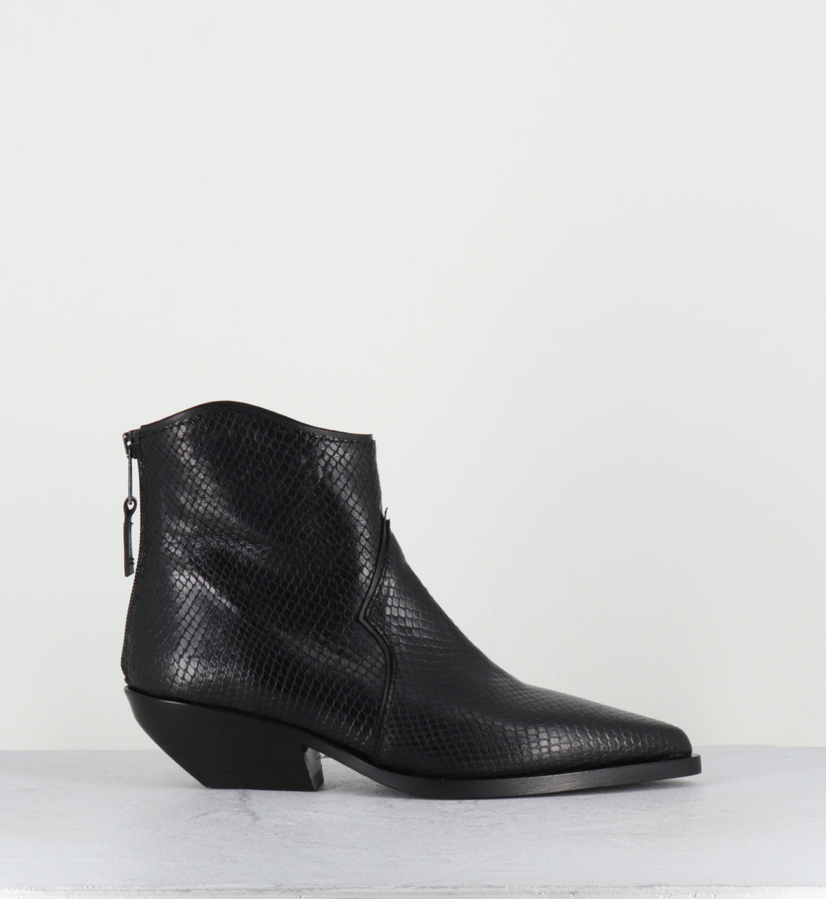 Boots santiag courtes en cuir serpent noir - E4023 TIBET NERO