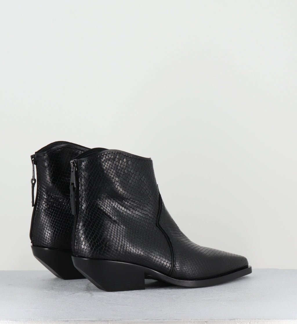 Boots santiag courtes en cuir serpent noir - E4023 TIBET NERO