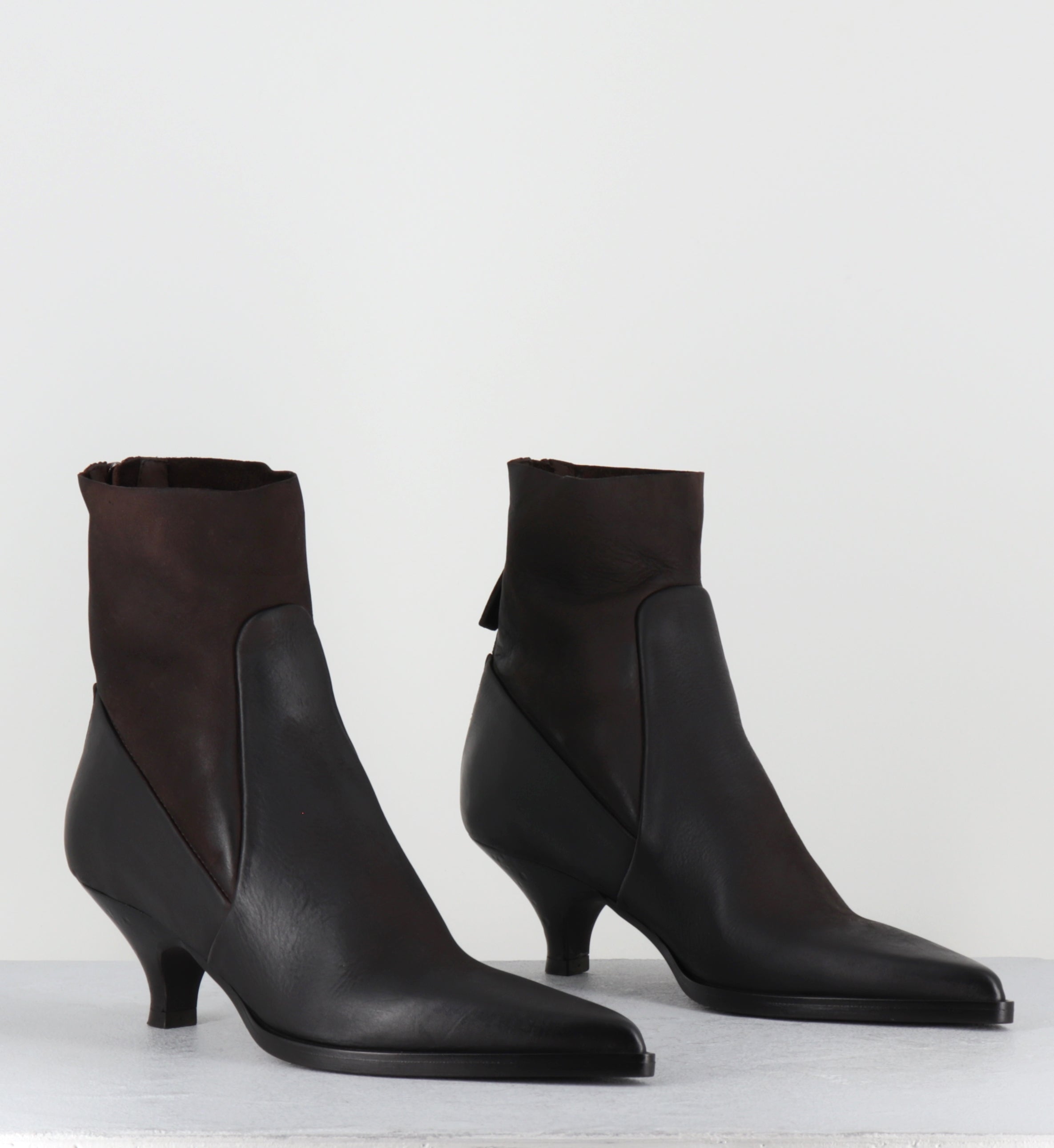 Boots bout pointu petit talon en cuir marron - E4171 BOSTON FONDENTE