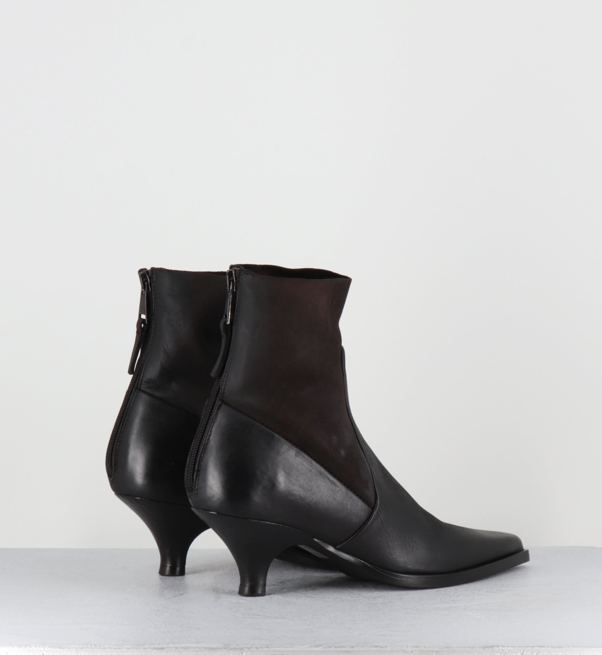 Boots bout pointu petit talon en cuir marron - E4171 BOSTON FONDENTE