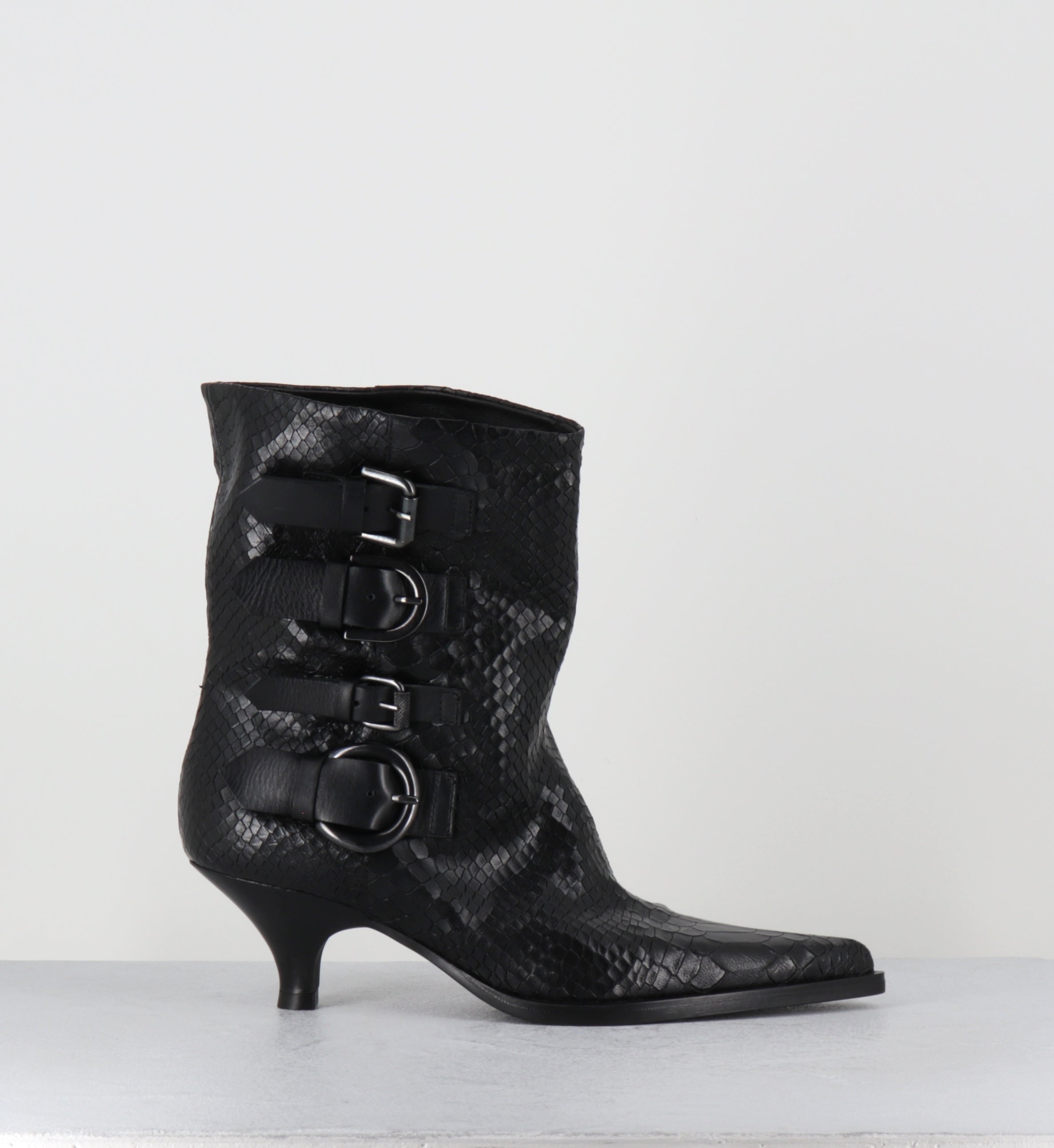 Boots en cuir serpent noir à boucles - E4564 MAMBA NERO