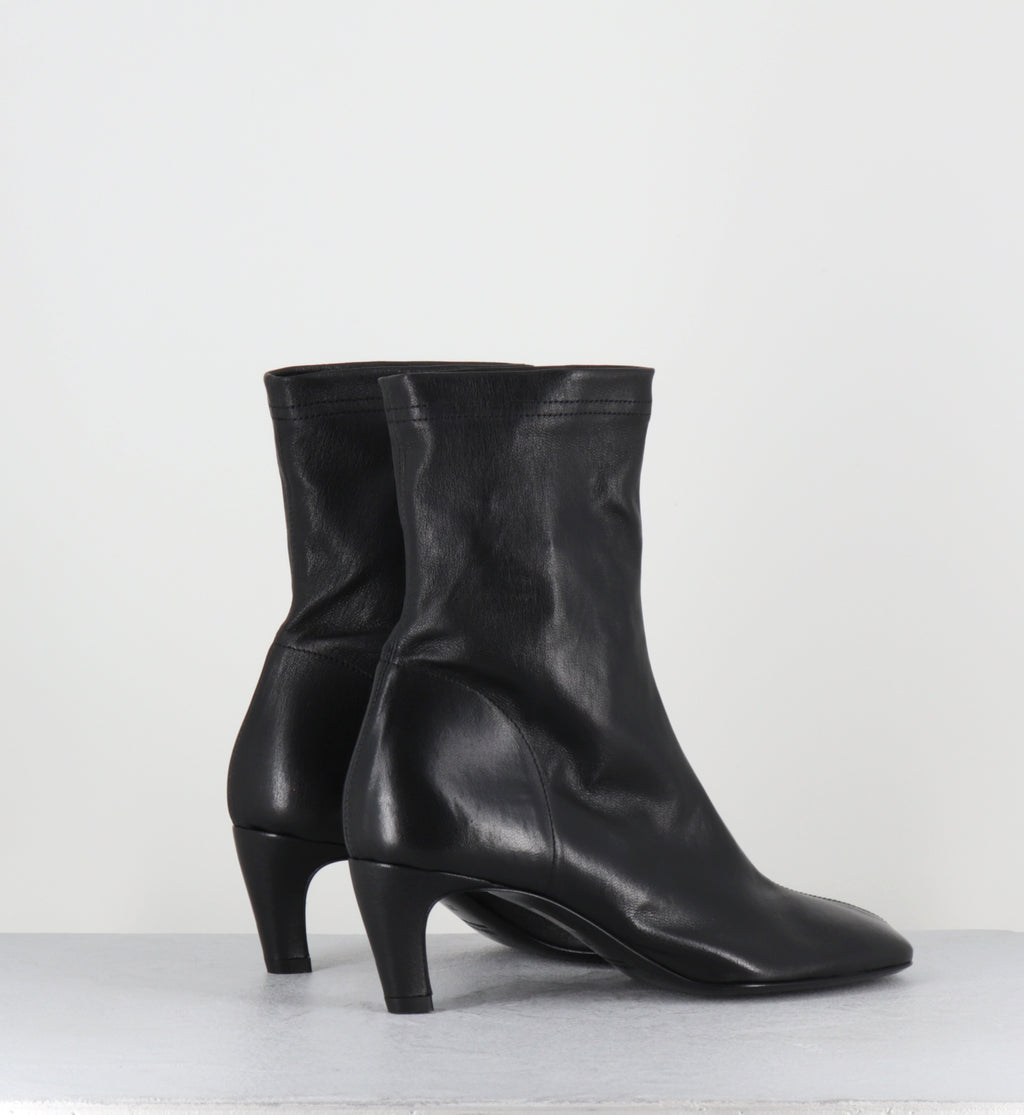 Boots en cuir noir stretch - E4644-1 NAPPA EL NERO