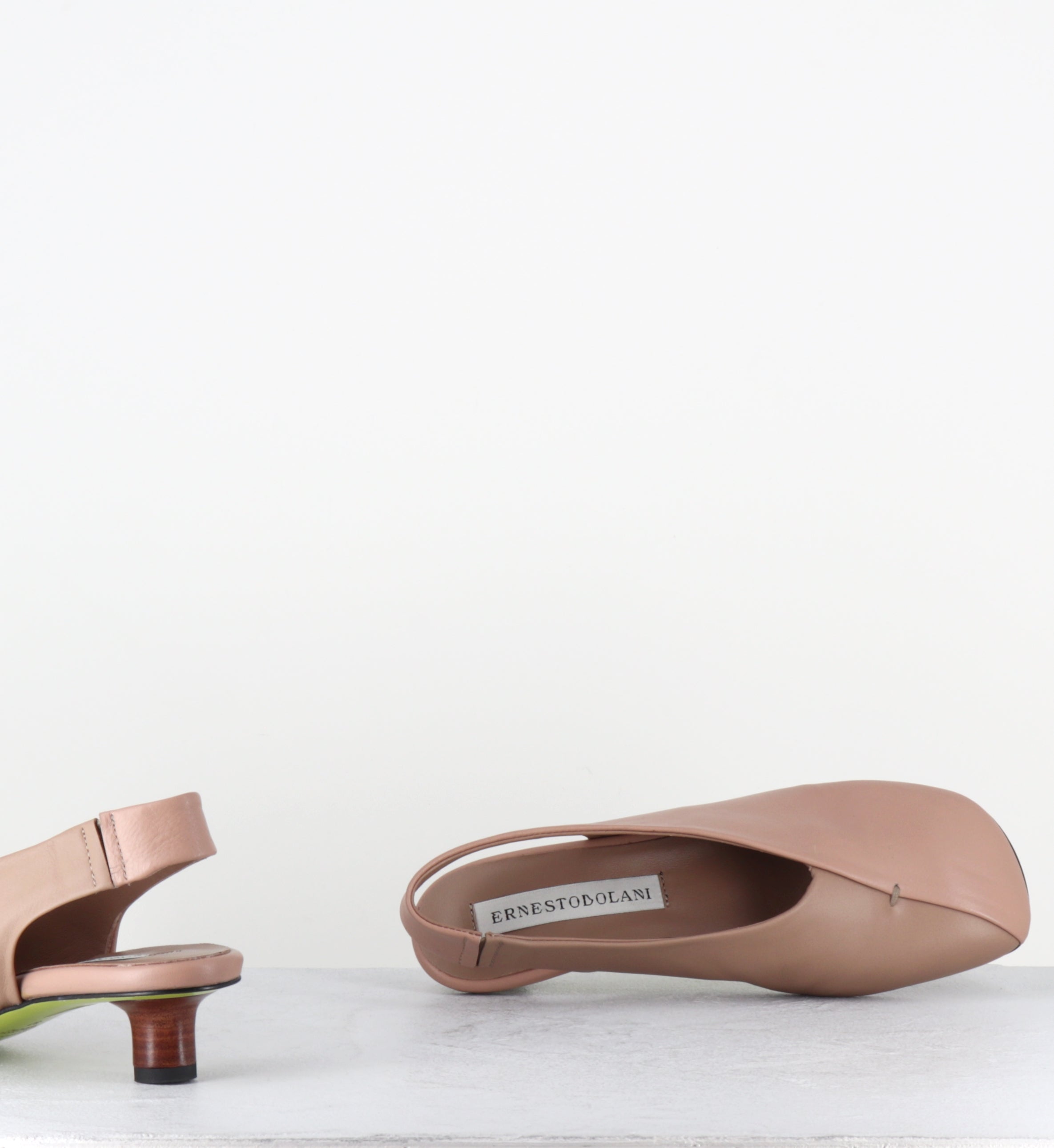 Escarpins slingback en cuir nude petit talon rouge - DLIN02 RIDA CIPRIA