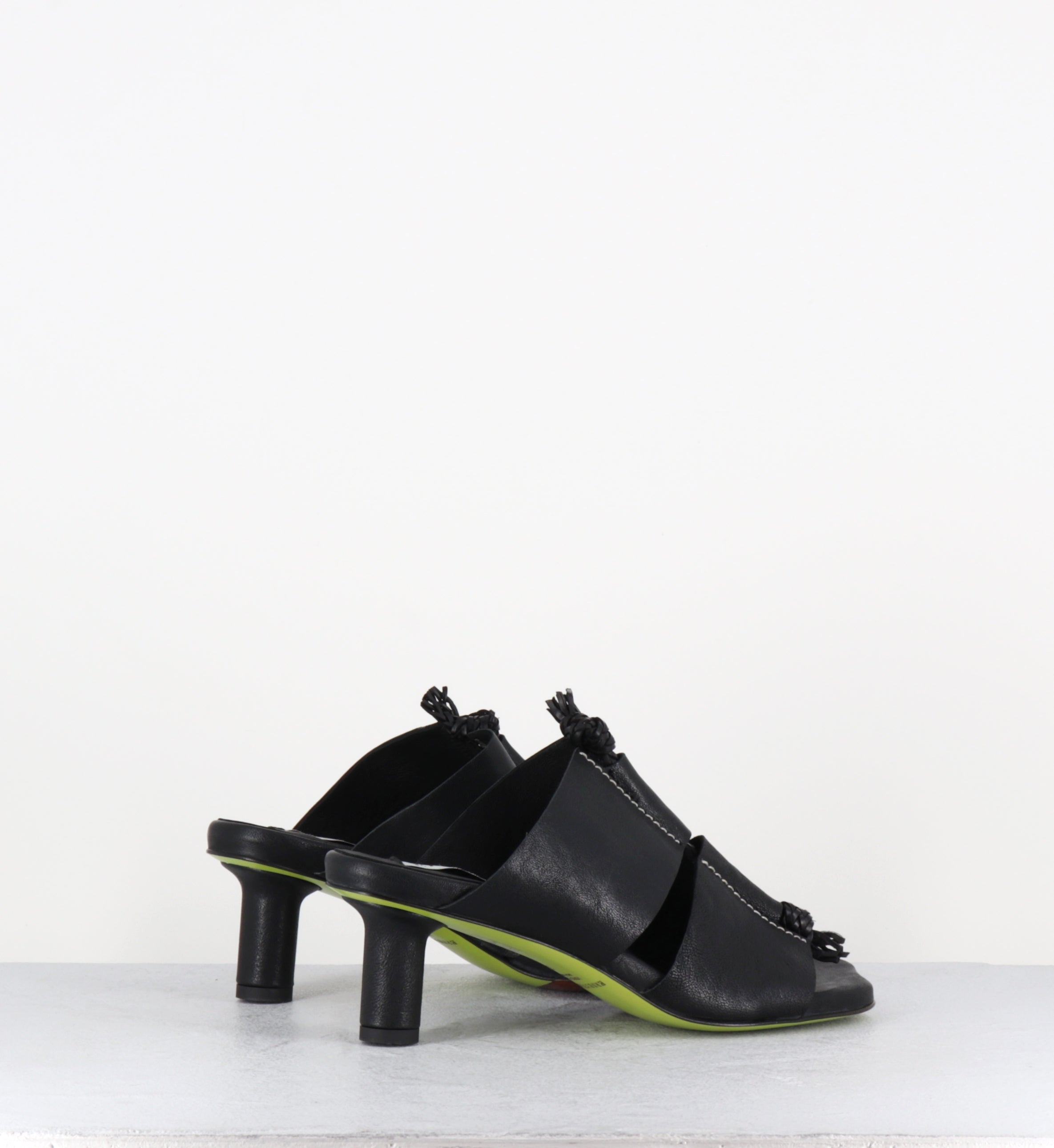 Sandales en cuir noir bout anatomique - DVEG05 ROCK NERO