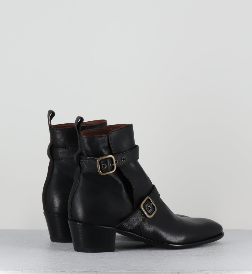Boots indie sleaze en cuir noir à boucles - MARKD KURNI NERO