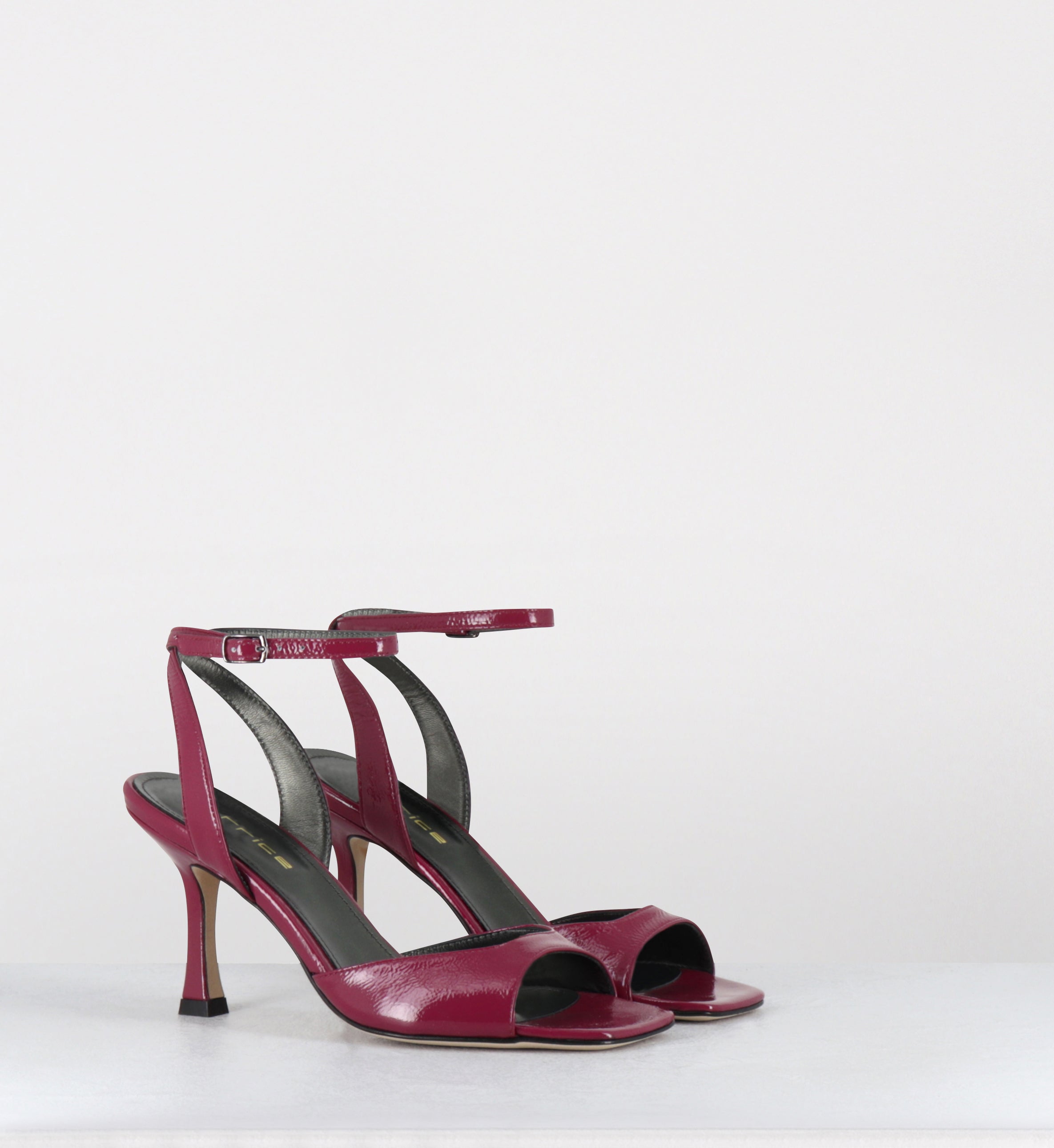 Sandales à talon cuir vernis prune - TOMA NAPLAK PRUGNA