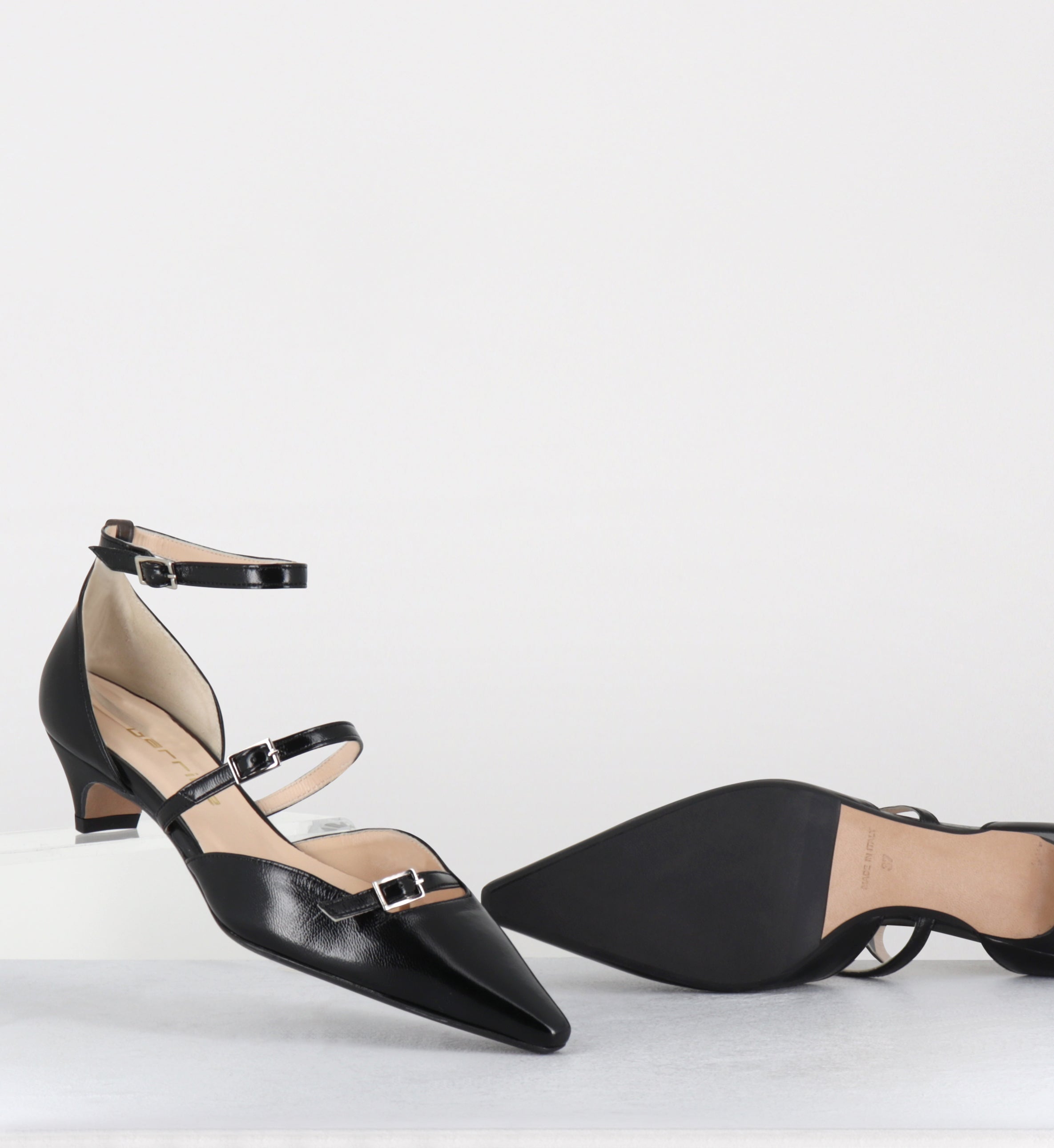 Escarpins pointus en cuir noir petit talon - ANCO PITTI NERO