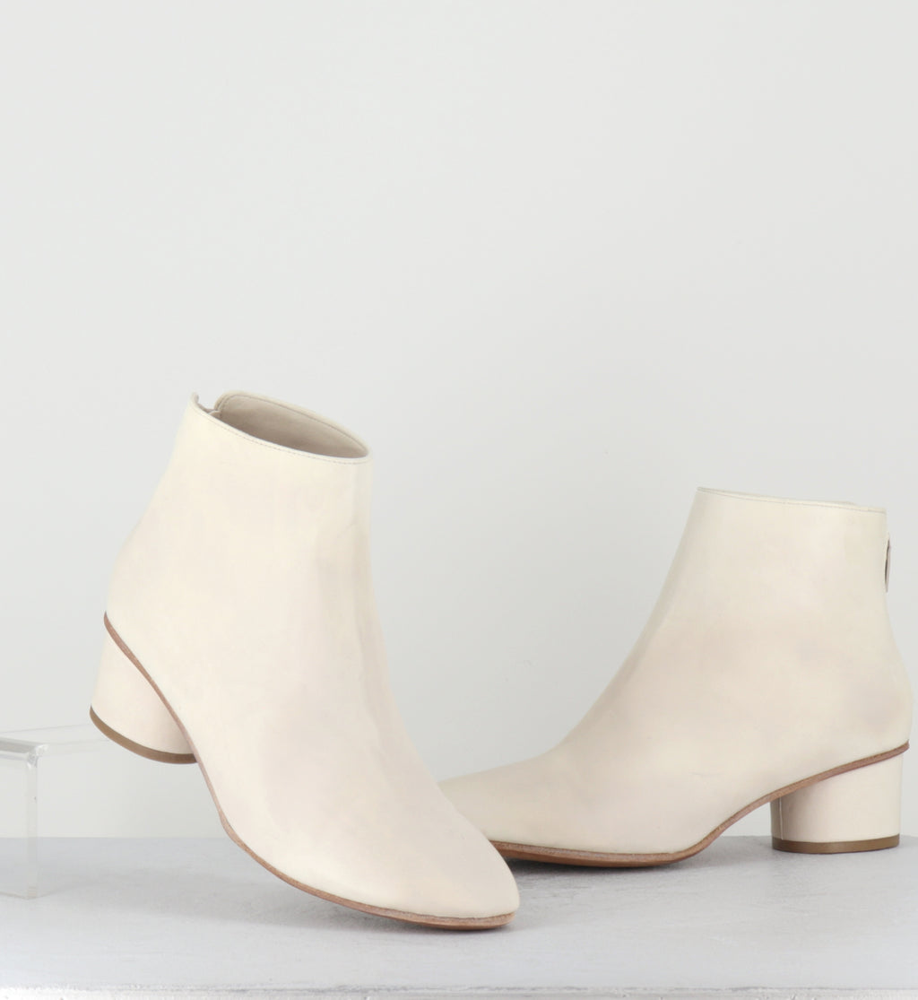 Bottines en cuir blanc petit talon - FAROU WEST TAPIOCA