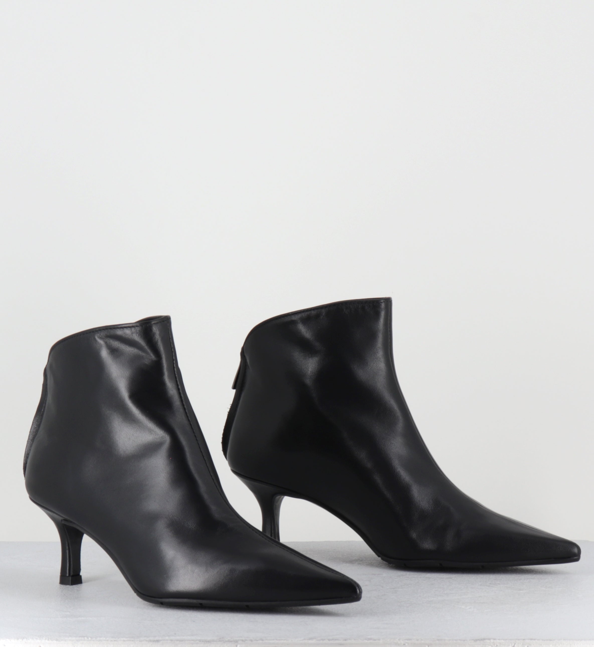 Bottines bout pointu cuir noir - DONI VIT NERO