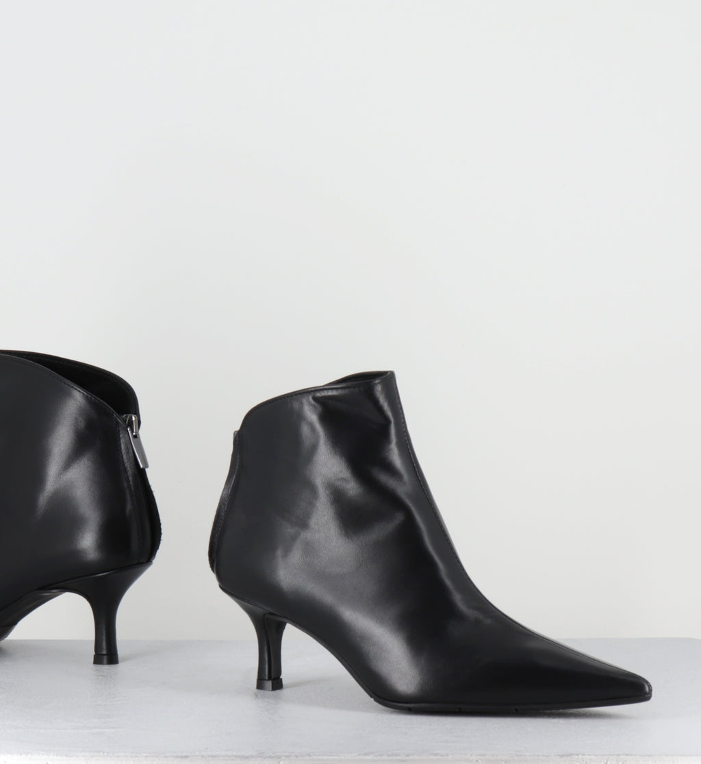 Bottines bout pointu cuir noir - DONI VIT NERO
