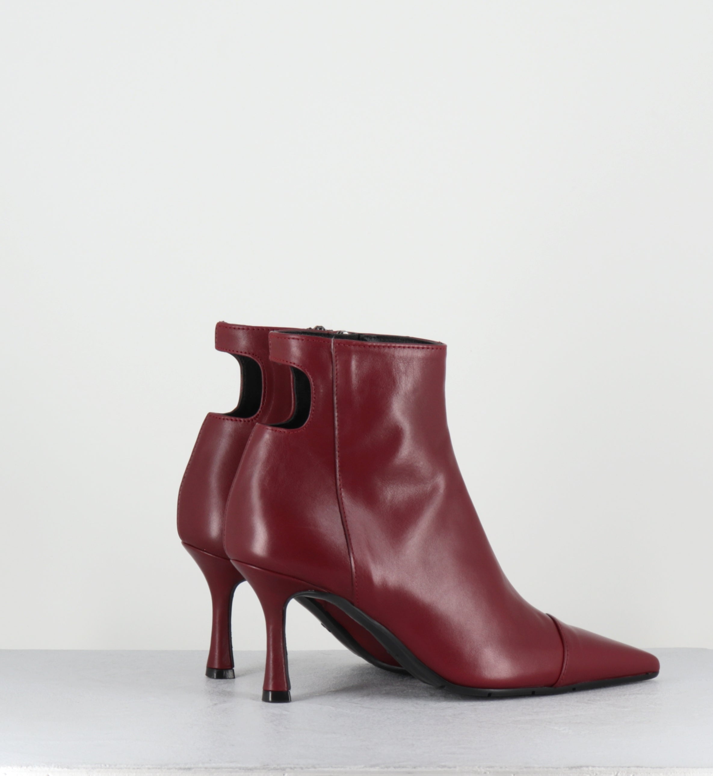 Bottines pointues en cuir rouge - RESTA VIT BORDO