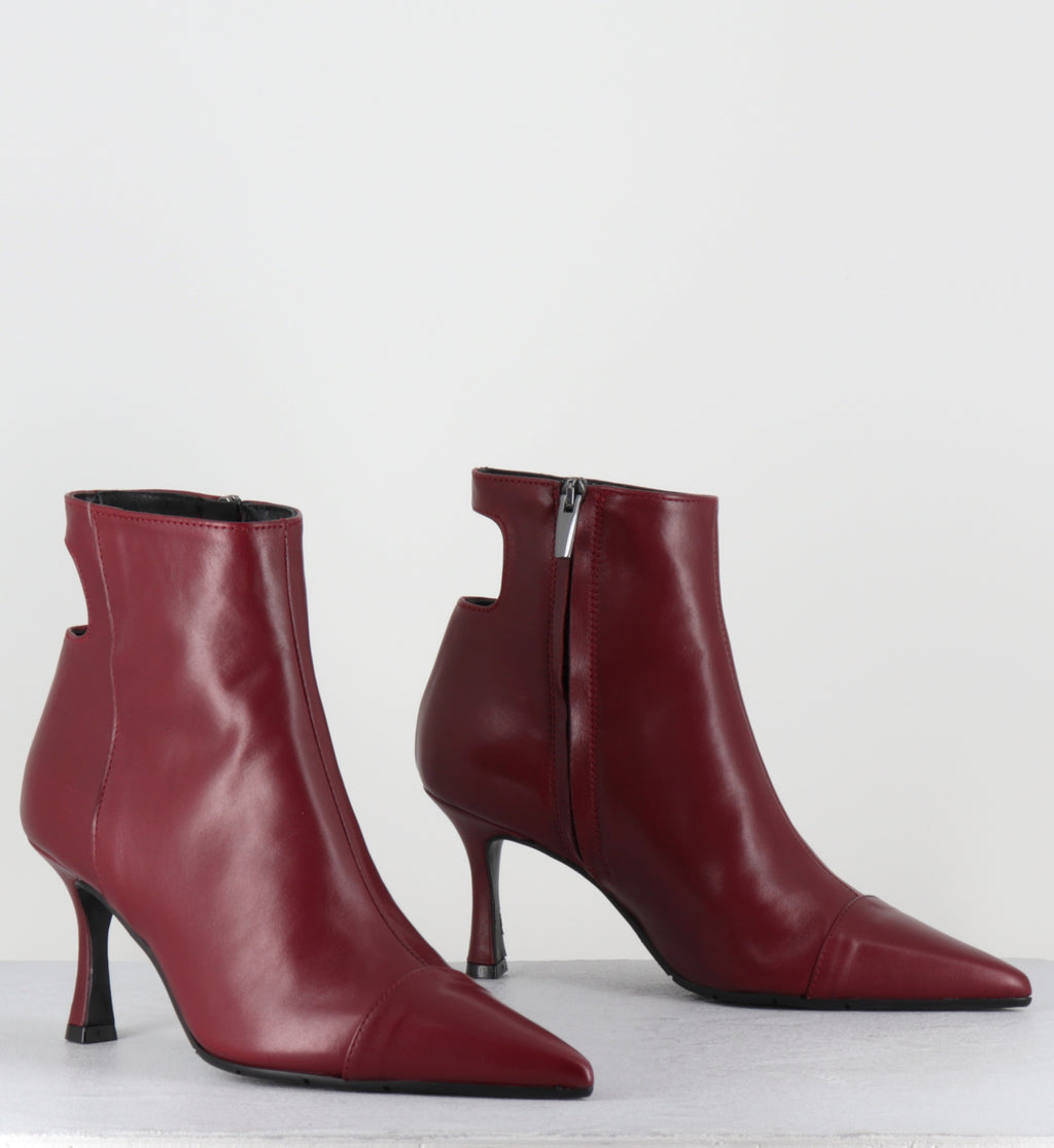 Bottines pointues en cuir rouge - RESTA VIT BORDO
