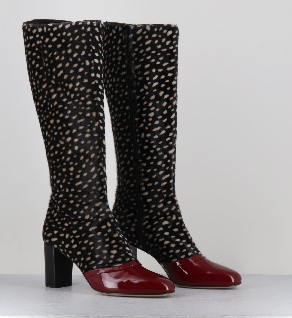 Bottes pony coccinelle bout vernis bordeaux- SARY VERNCILI FOSIS