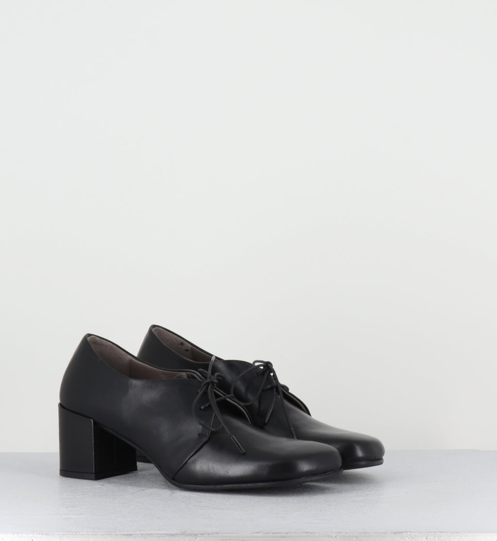 Chaussures à lacets en cuir noir - ANDRA POSEIDON NERO