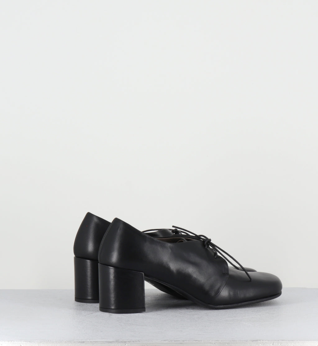 Chaussures à lacets en cuir noir - ANDRA POSEIDON NERO