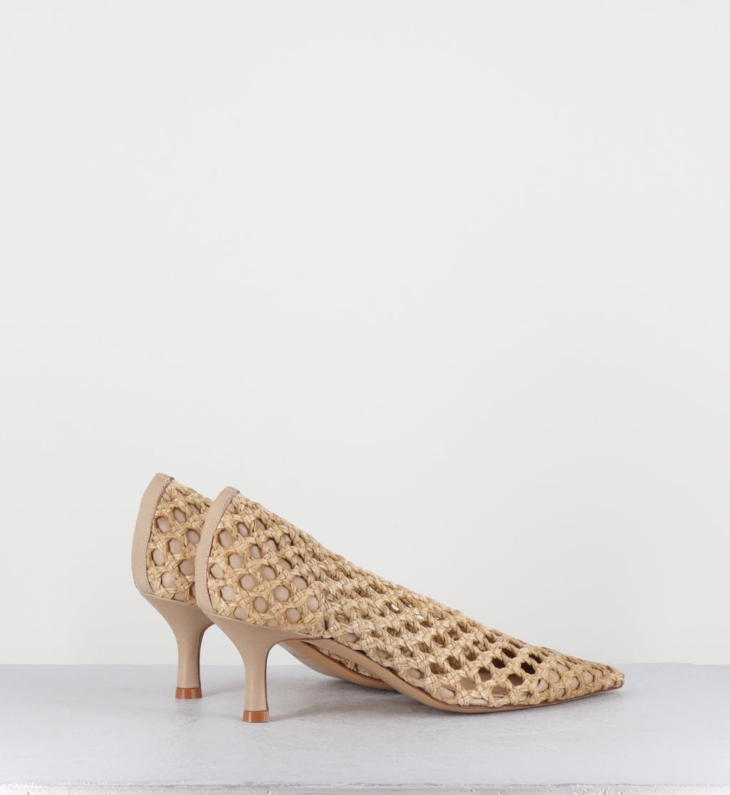 Escarpins pointus en cuir tressé beige - BLOW VITELLO TAUPE
