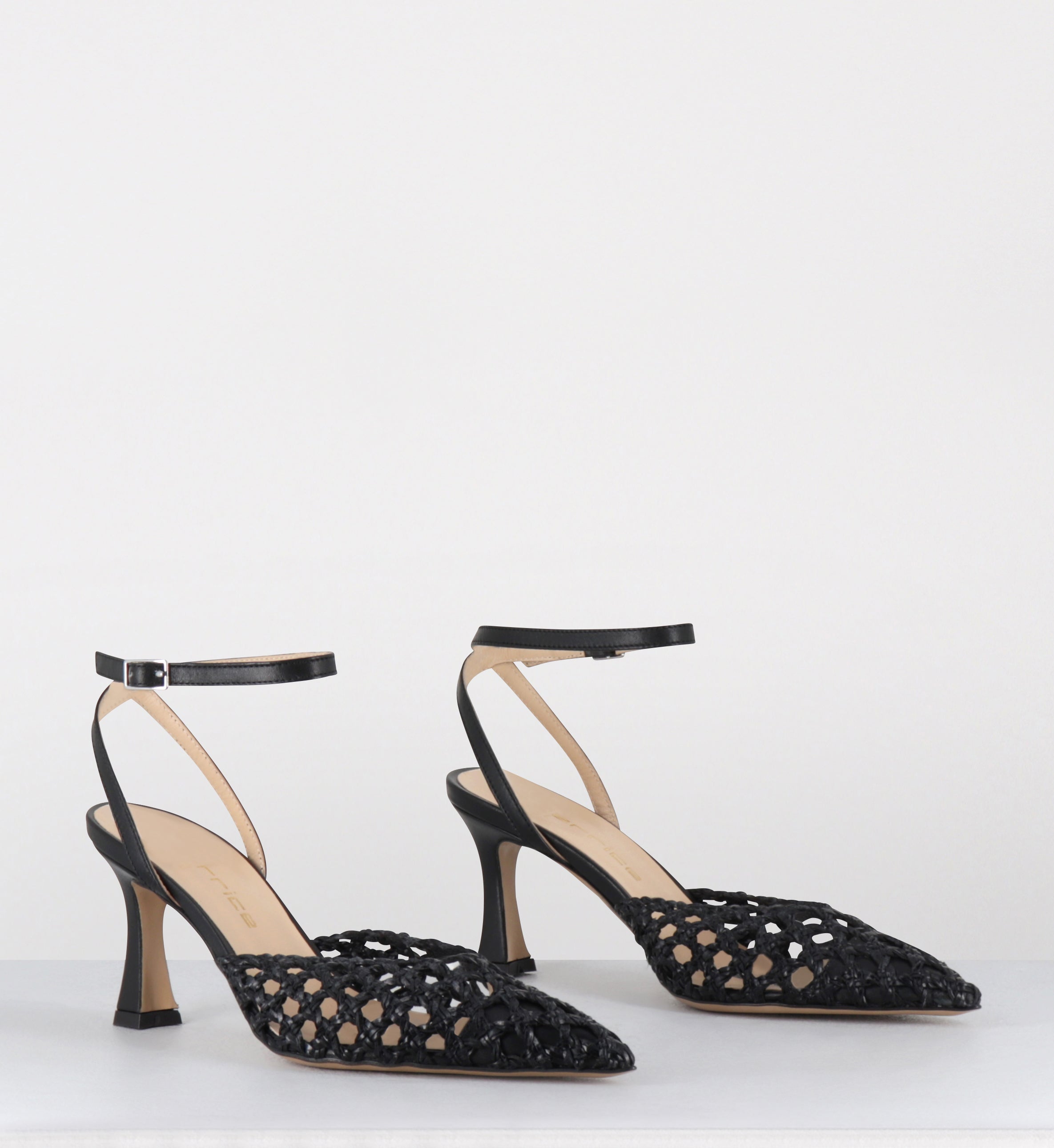 Escarpins en cuir tressé noir - MUST VITELLO NERO
