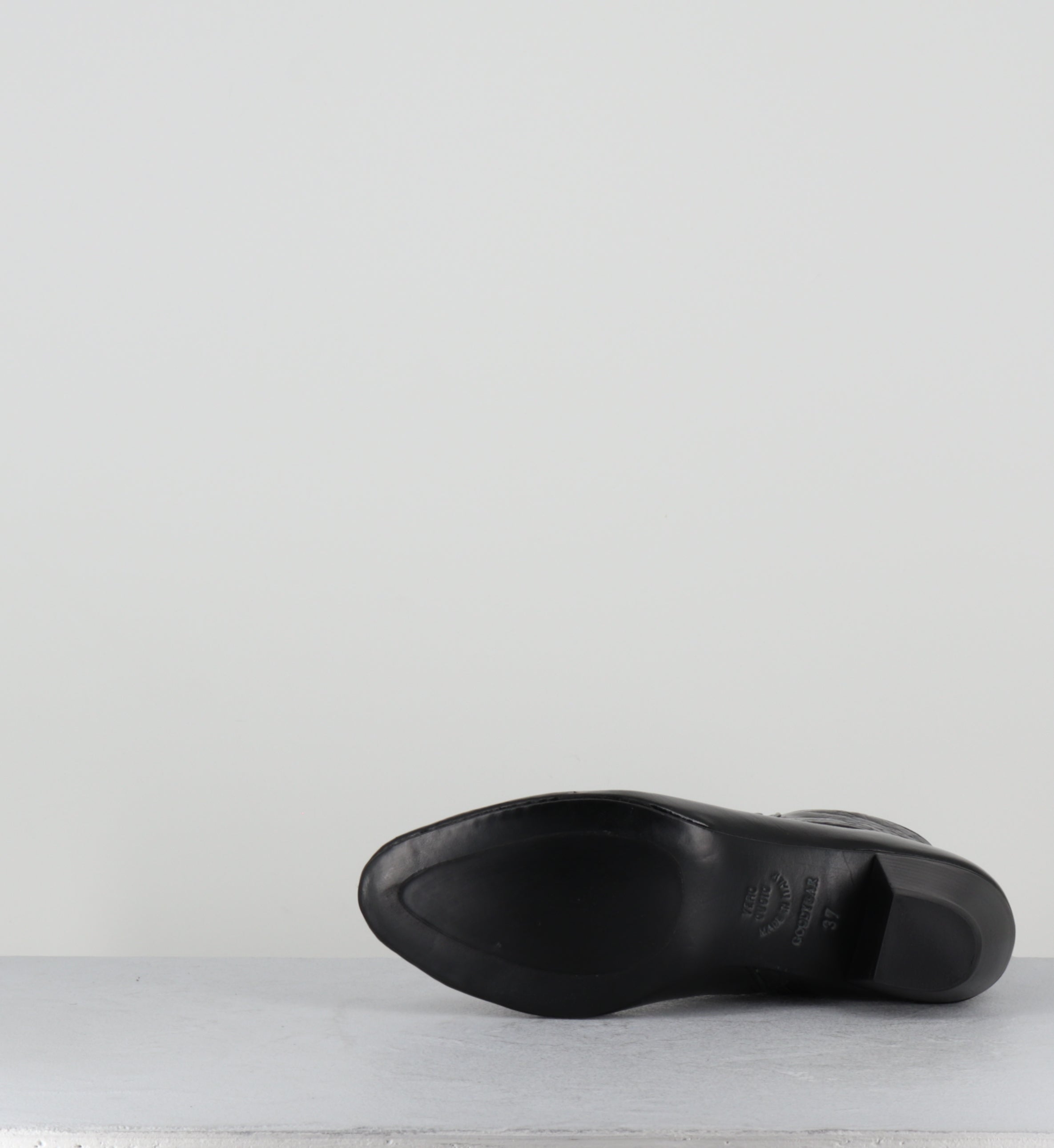 Boots à boutons en cuir noir - AMIA VERNICE NERO
