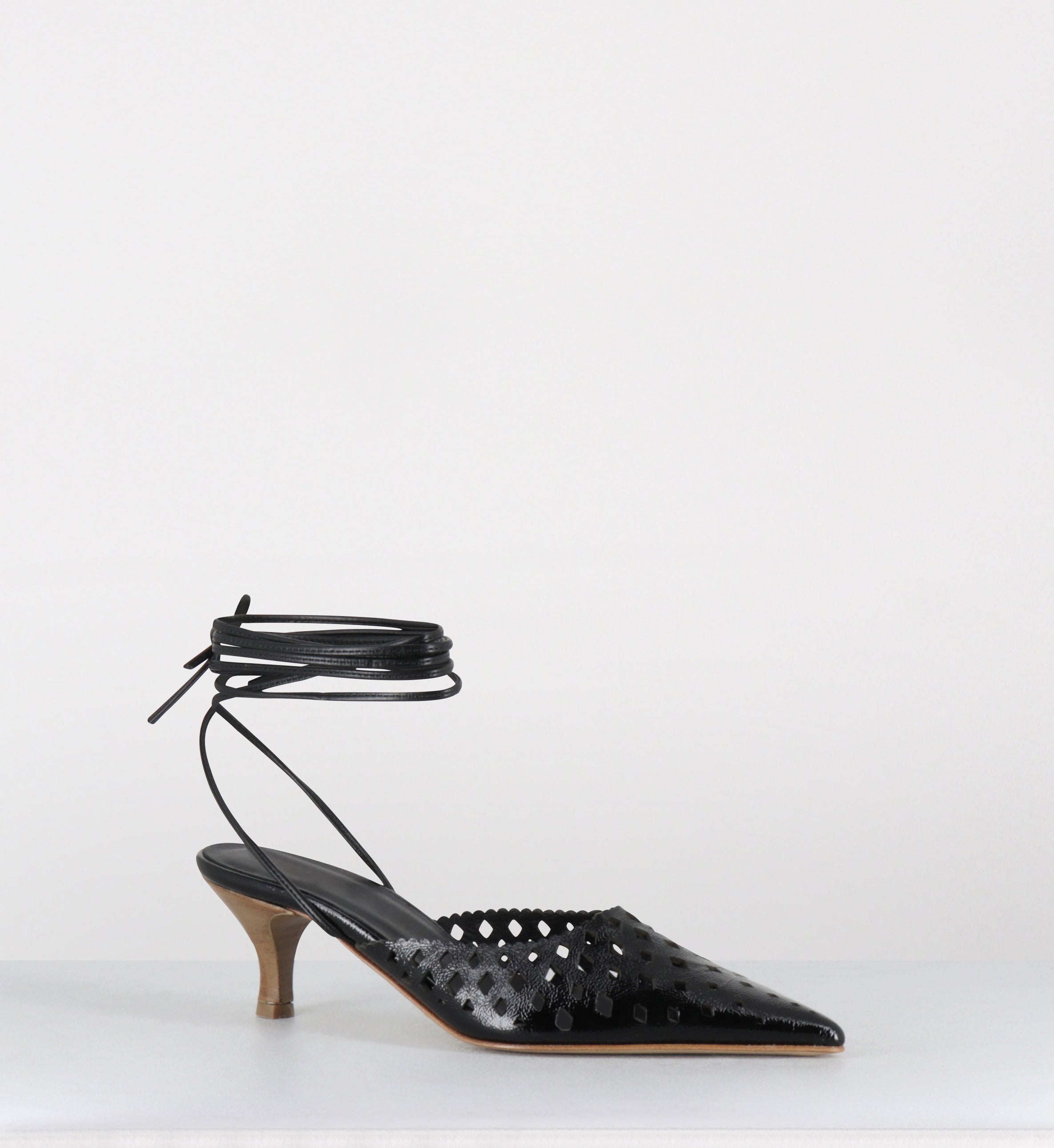 Escarpins à lacets en cuir noir ajouré - INDIA NAPLAK NERO