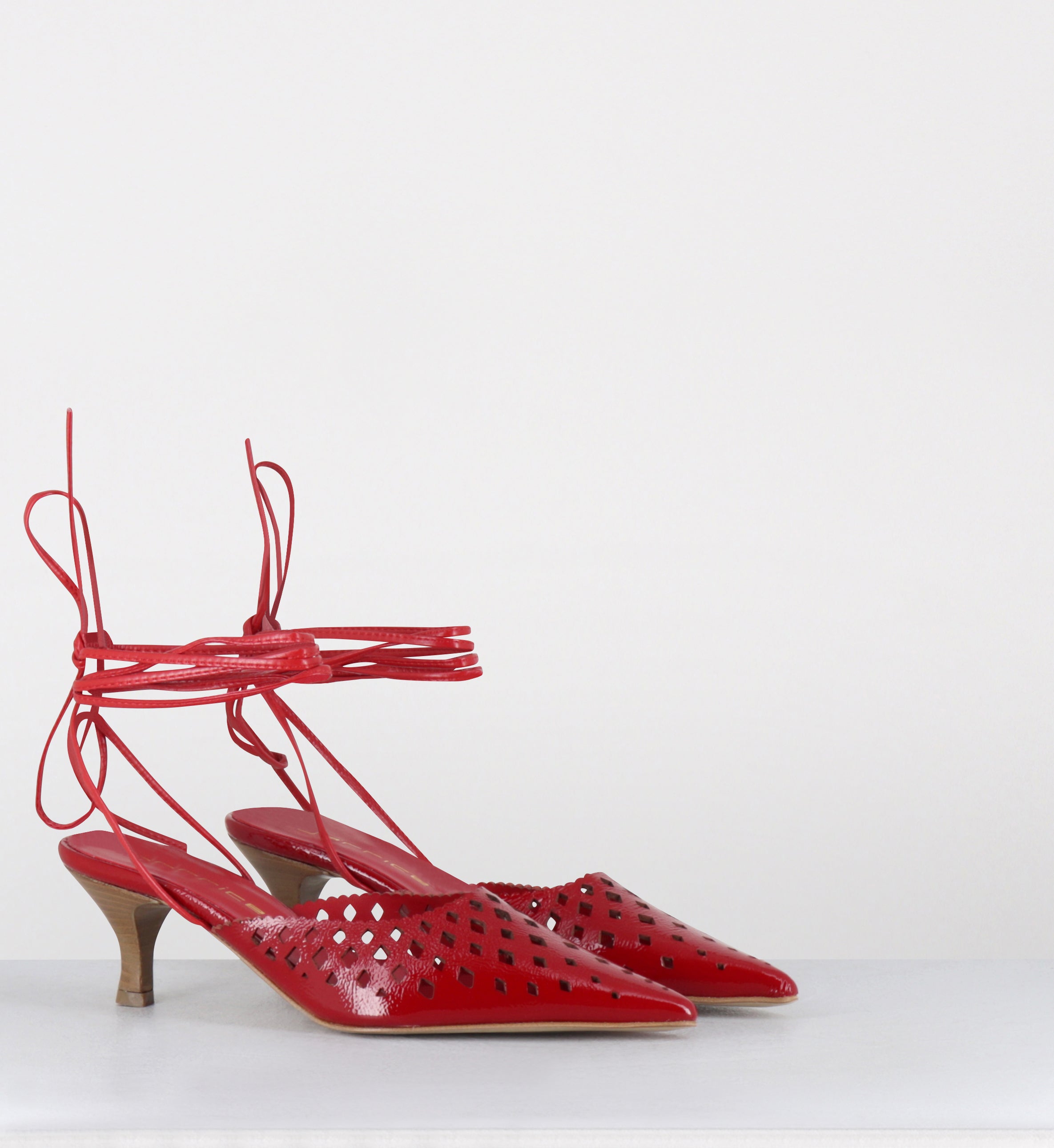 Escarpins à lacets en cuir rouge ajouré - INDIA NAPLAK ROSSO