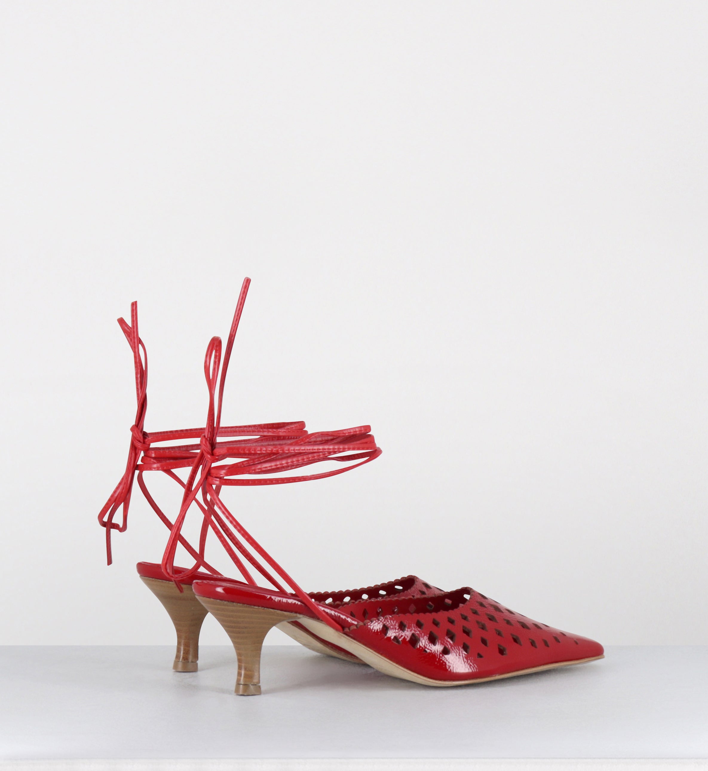 Escarpins à lacets en cuir rouge ajouré - INDIA NAPLAK ROSSO