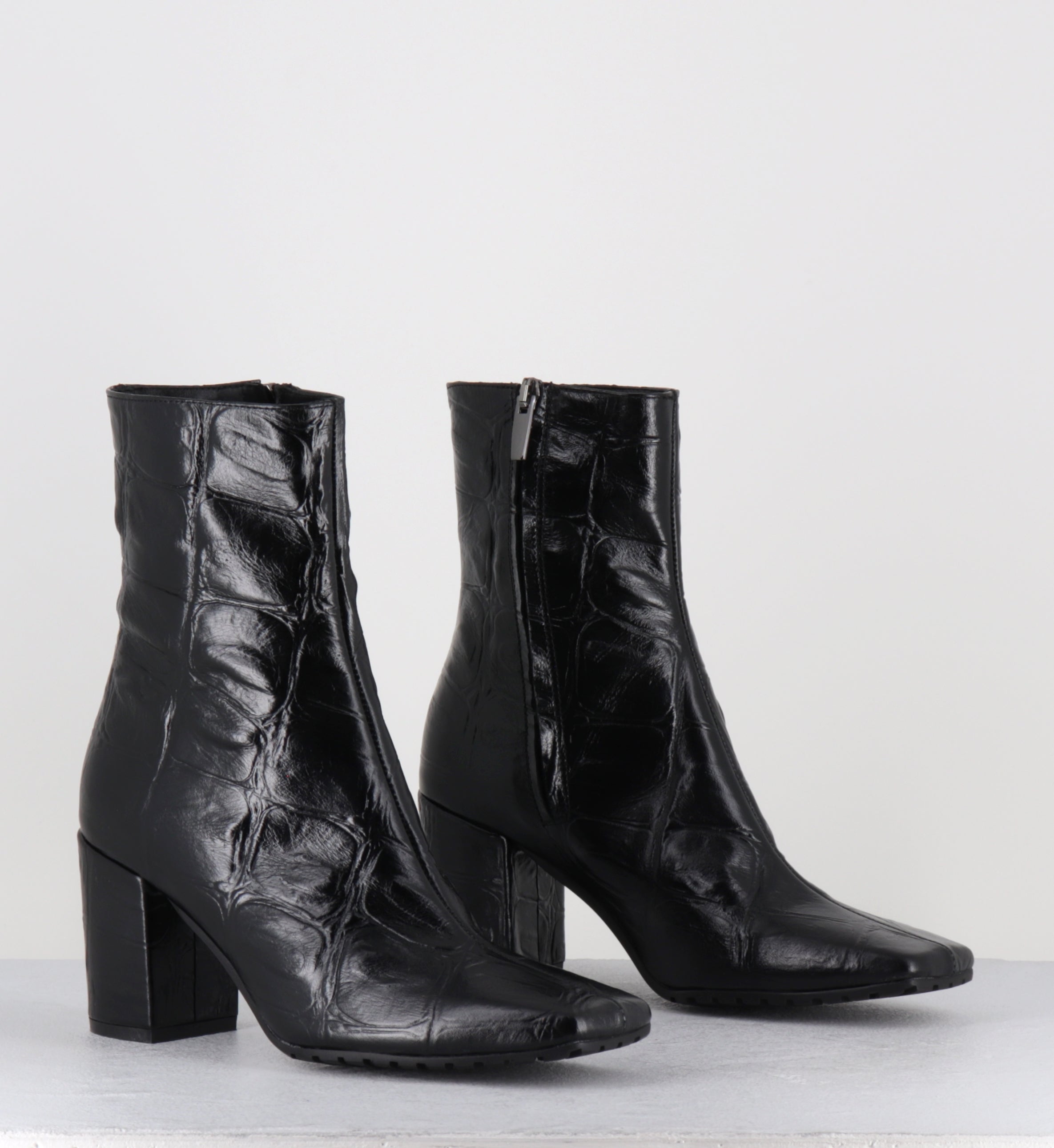 Bottines croco rouge bout carré - SANDRI COCCO NERO