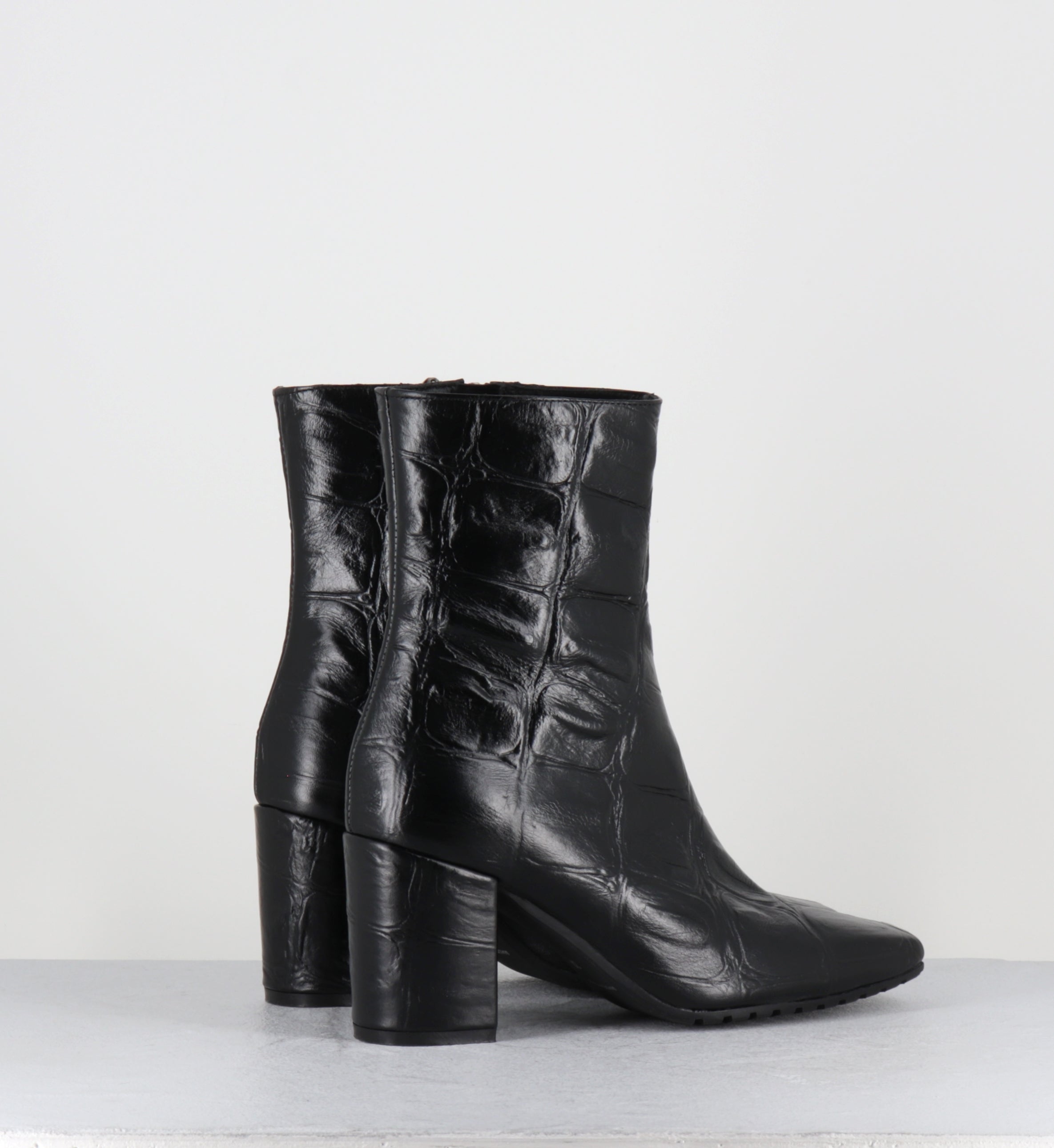 Bottines croco rouge bout carré - SANDRI COCCO NERO