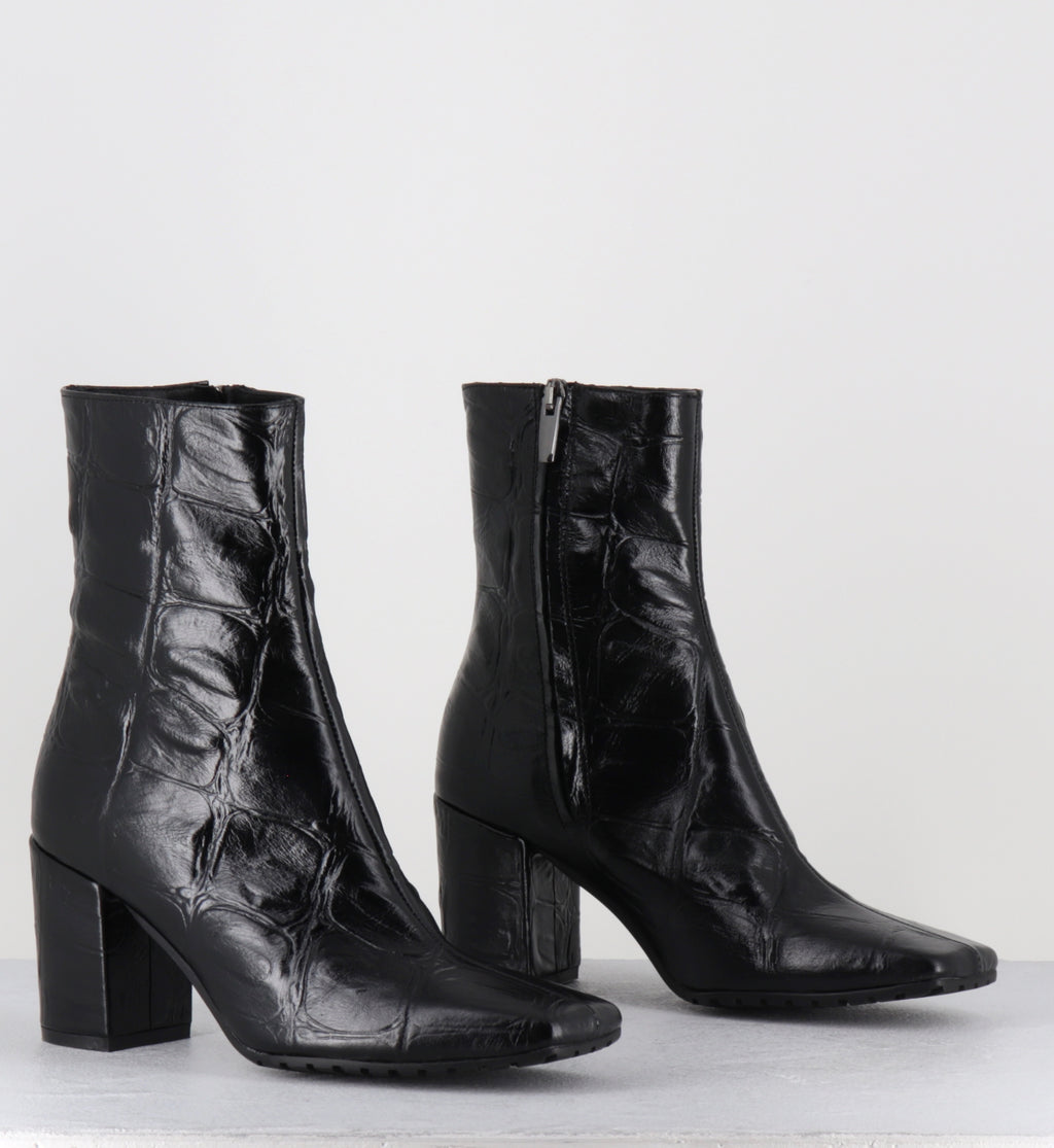 Bottines croco rouge bout carré - SANDRI COCCO NERO