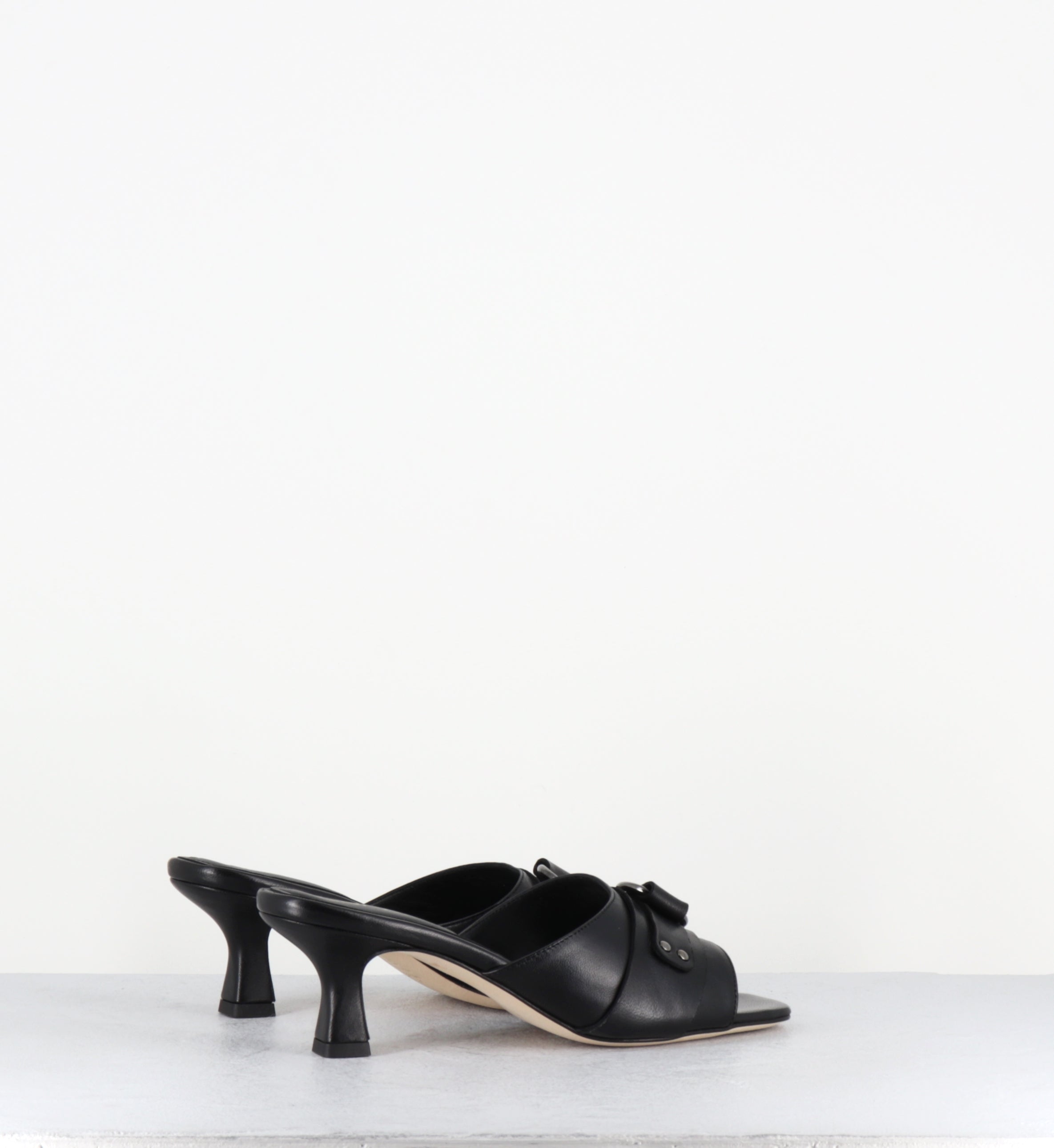 Mules à talon en cuir noir - PIDIO NAPPA NERO