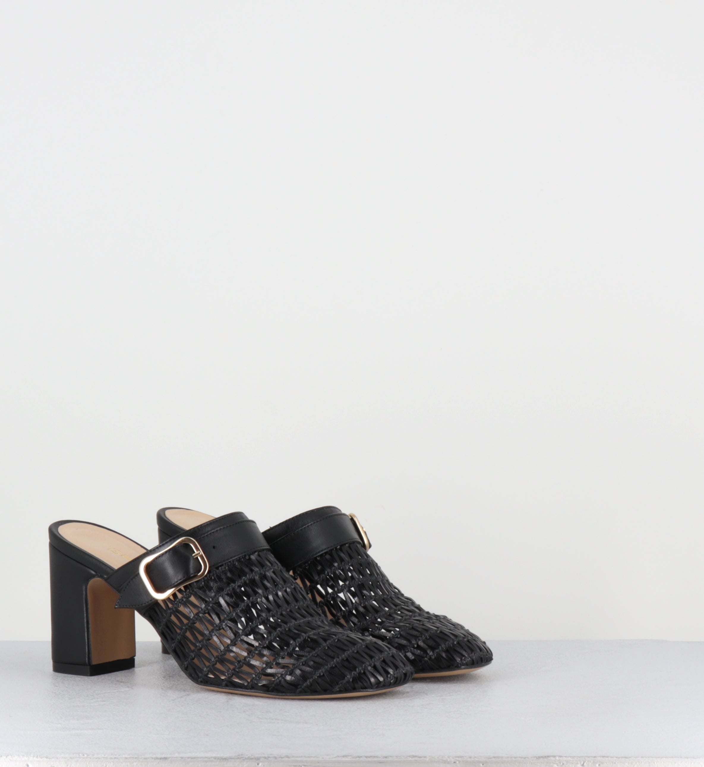 Mules sabot en cuir tressé noir - ANGEL VITELLO NERO