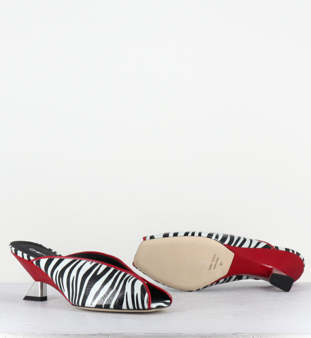 Mules en cuir imprimé zebre et rouge - BELI ZEBRA BIANCO