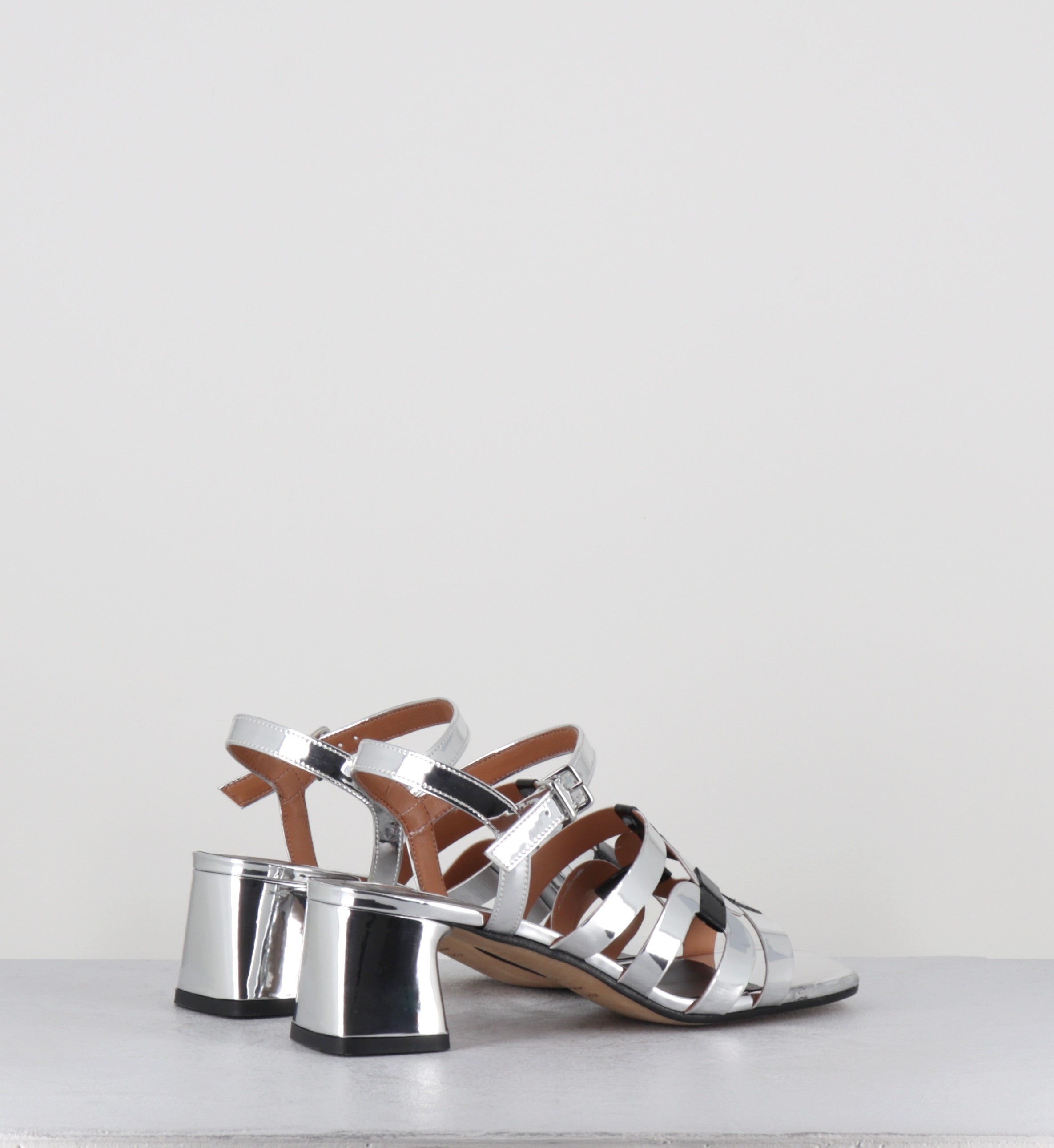 Sandales 60s en cuir argent et noir - REZIO TOP ARGENTO