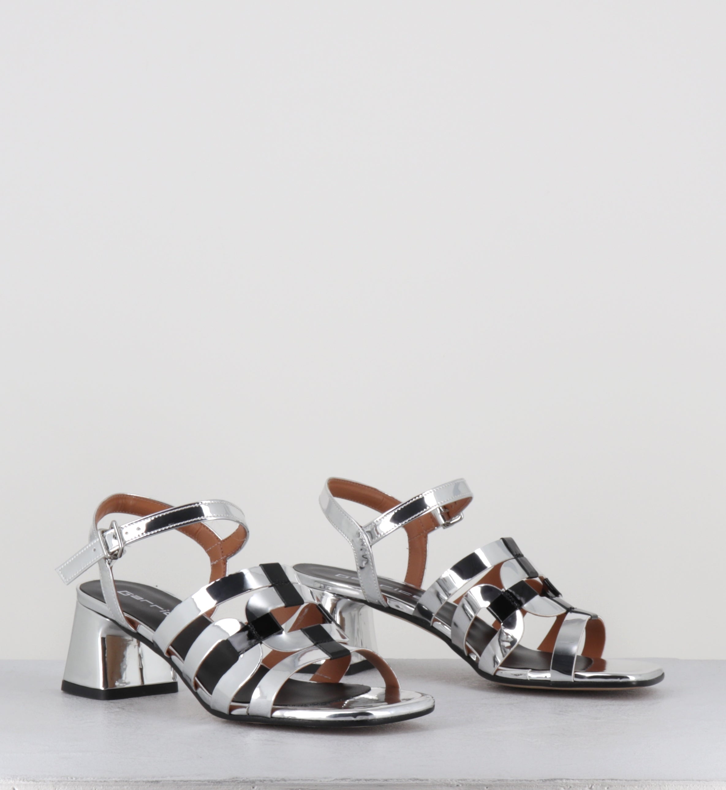Sandales 60s en cuir argent et noir - REZIO TOP ARGENTO