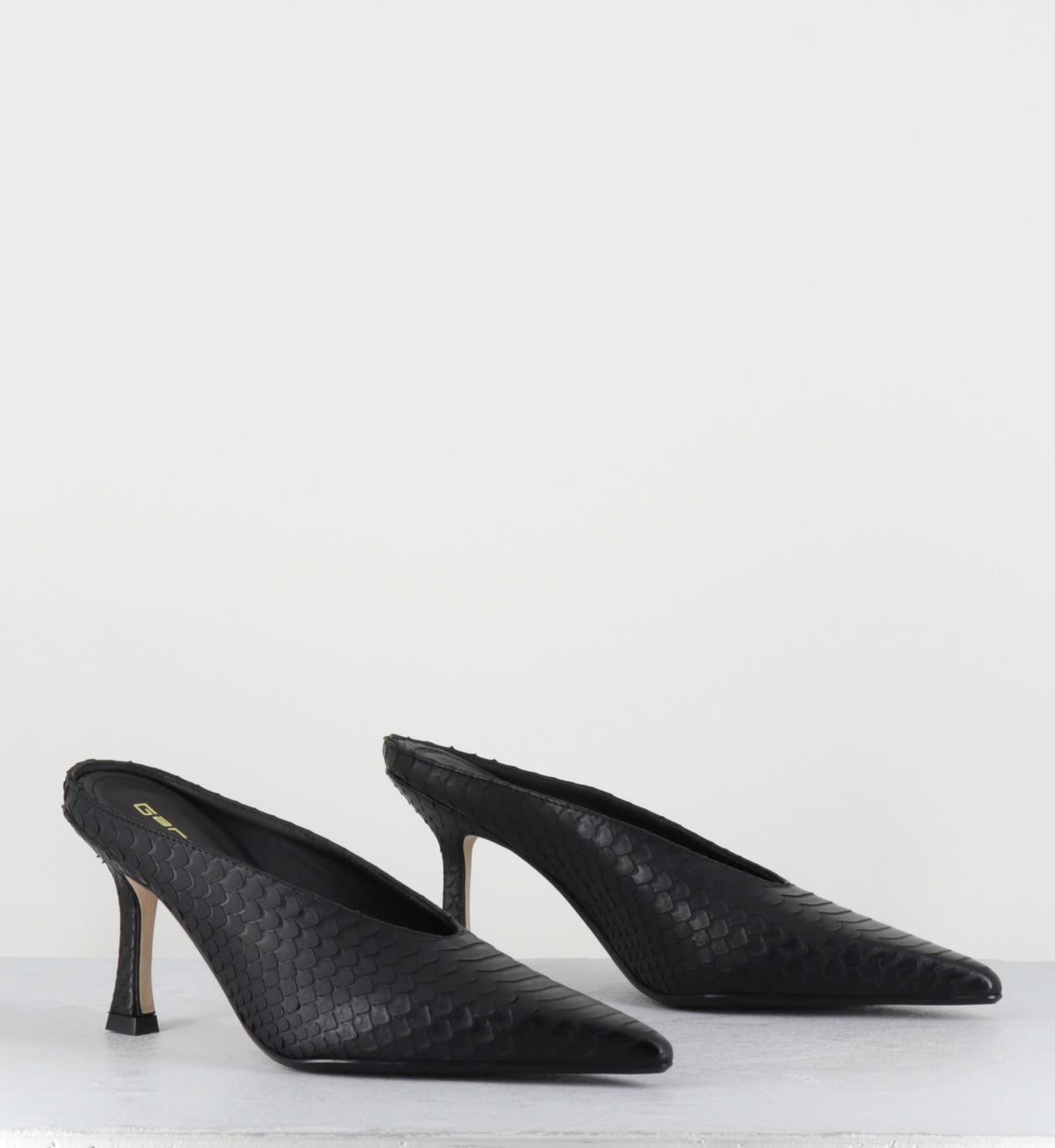 Mules pointu talon haut cuir noir serpent - RIME COBRA NERO