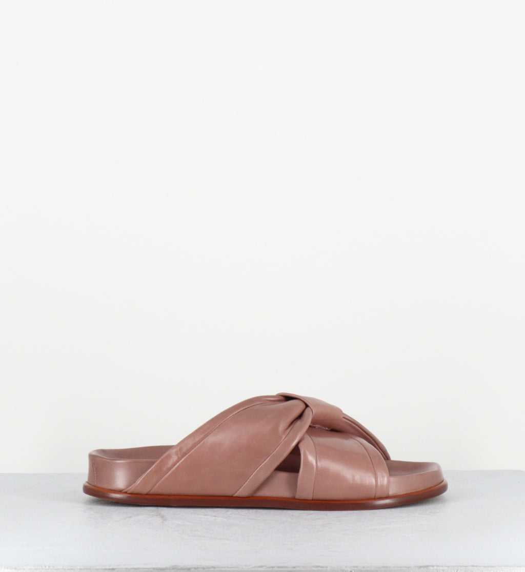 Mules japonisantes en cuir rose - DRIKO NAPPA PINK