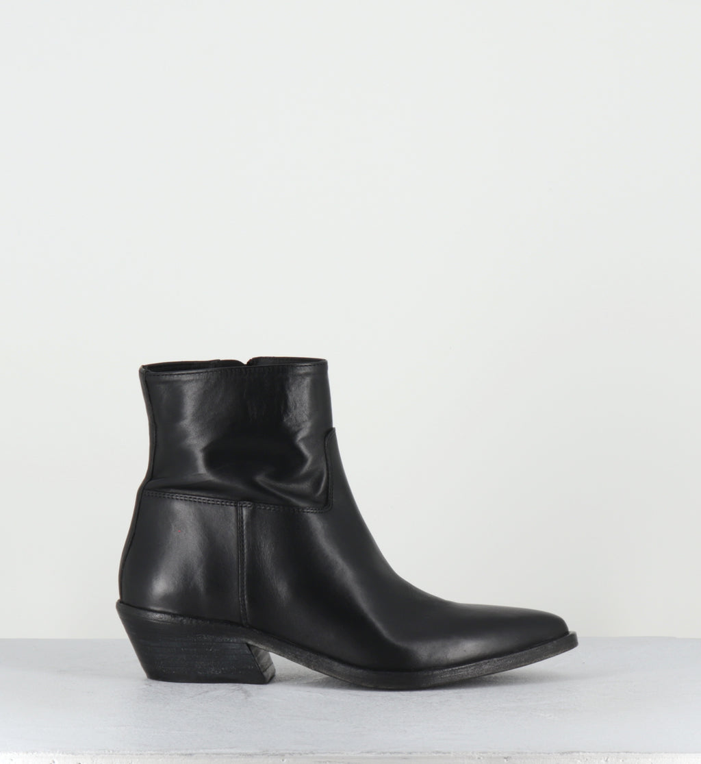 Boots santiags en cuir noir - COLAI ASPORT NERO