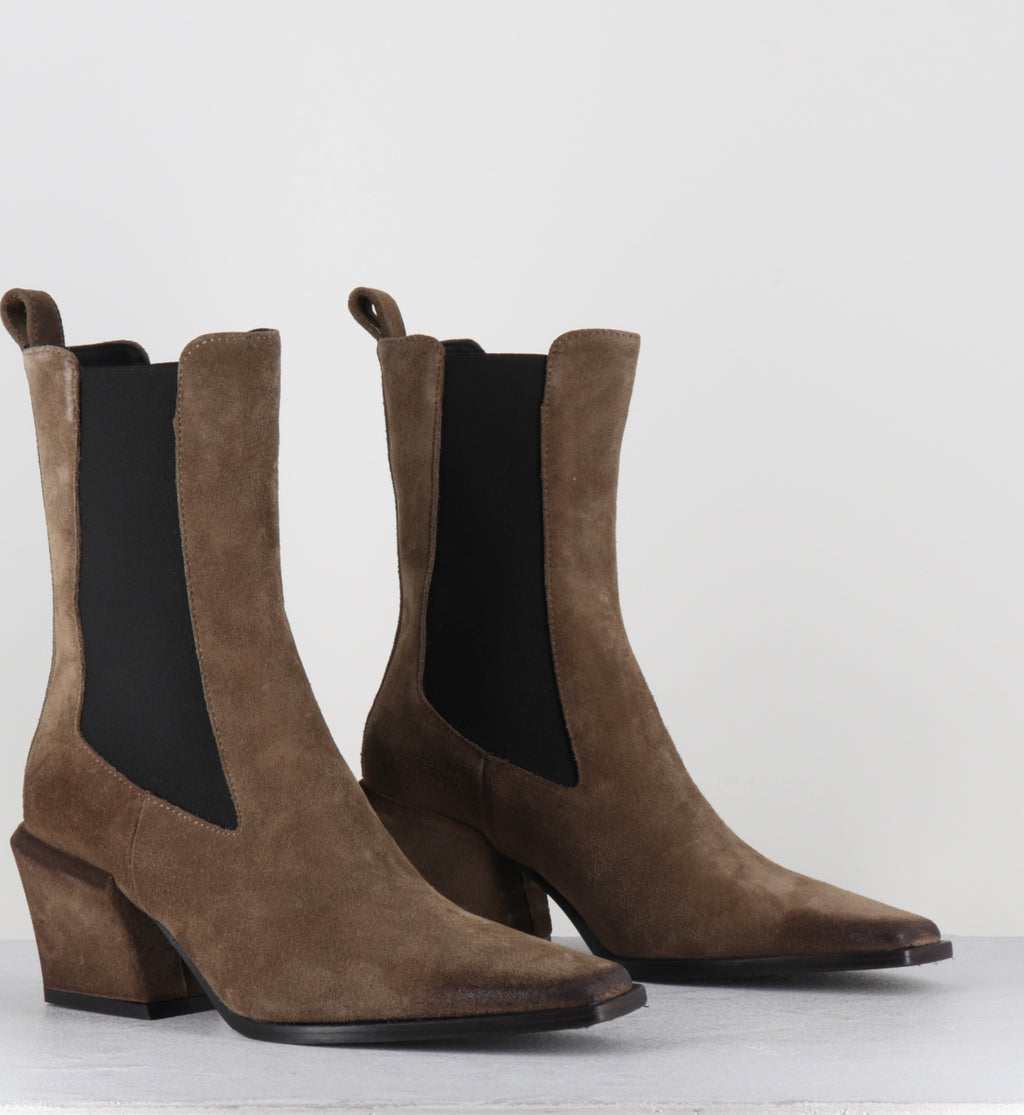 Boots santiags en daim taupe - TALIA CERVO TORTORA