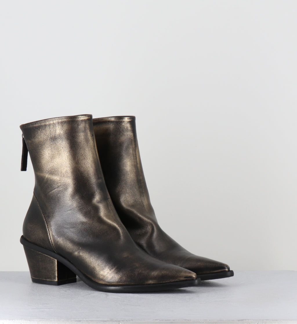 Boots en cuir doré bout pointu - TEXA MOUVE GOLD