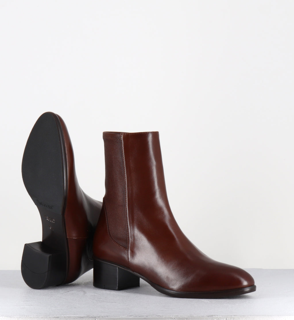 Boots en agneau plongé camel petit talon - GAVEAU SQUIRREL