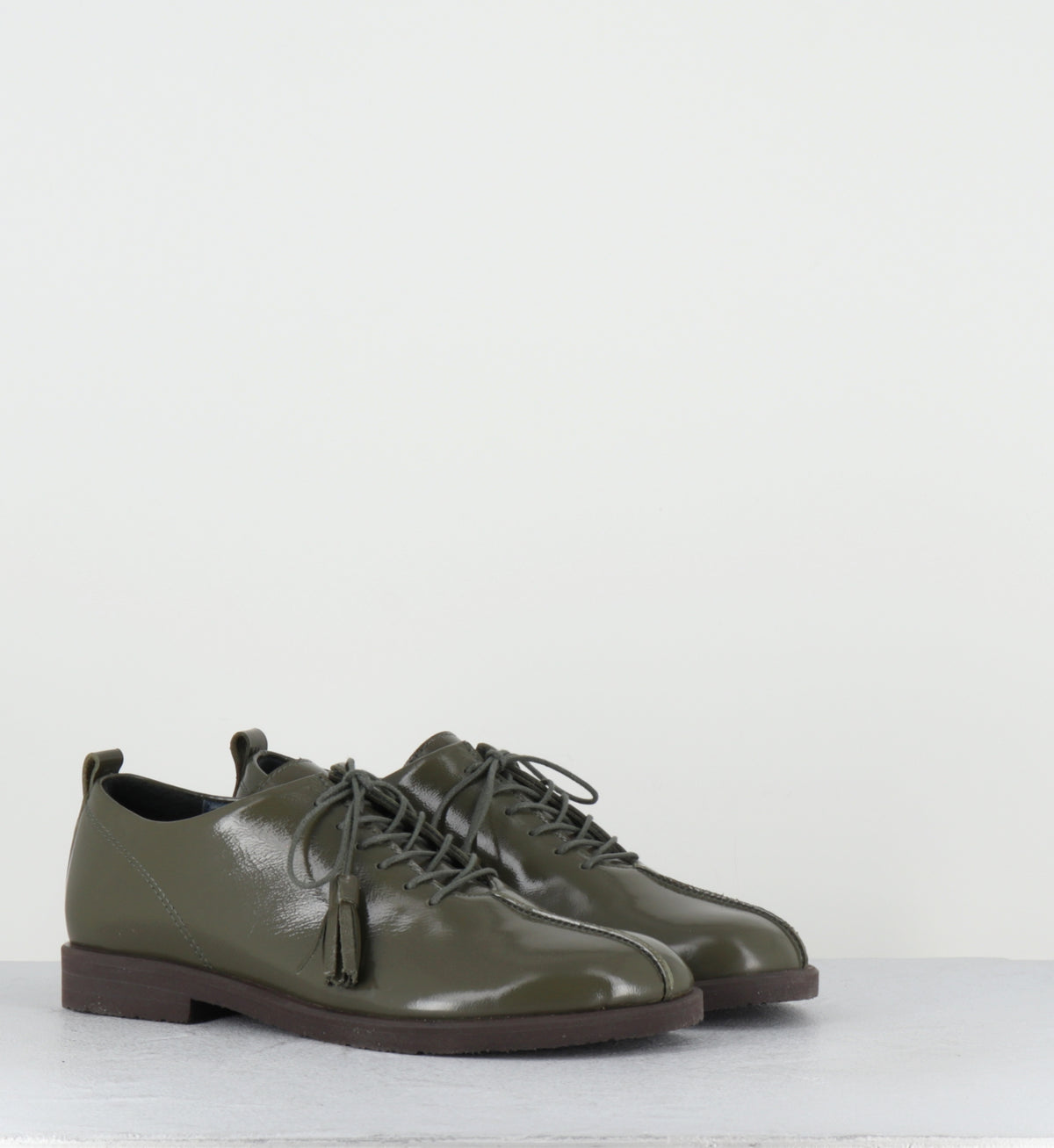 Chaussures à lacets en cuir vernis vert - ONAR NAPLAK MUSHIO