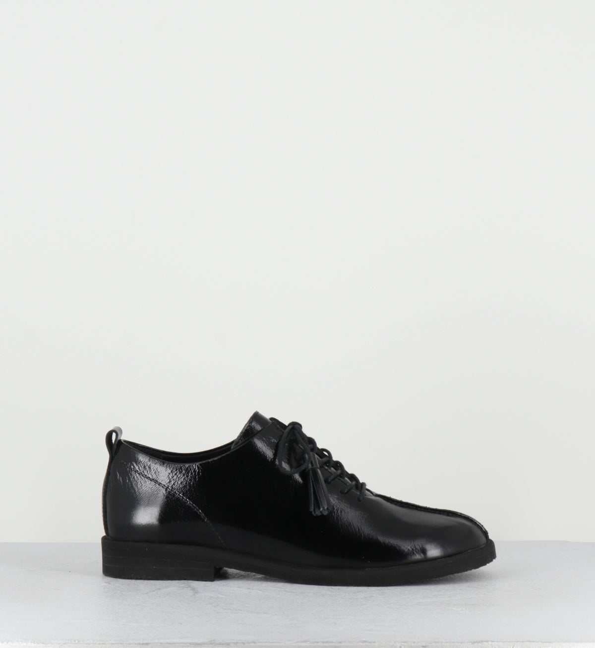 Chaussures à lacets en cuir vernis noir - ONAR NAPLAK NERO