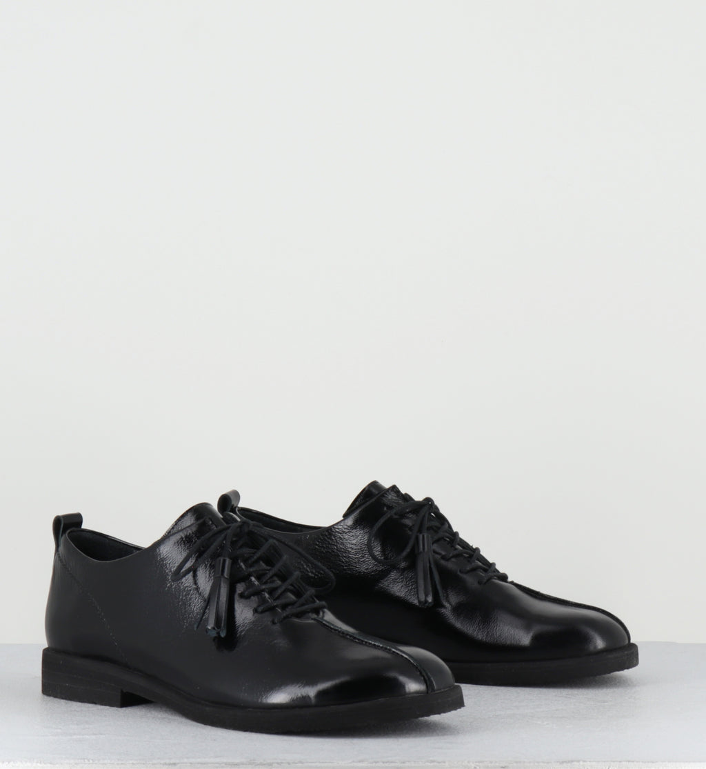 Chaussures à lacets en cuir vernis noir - ONAR NAPLAK NERO