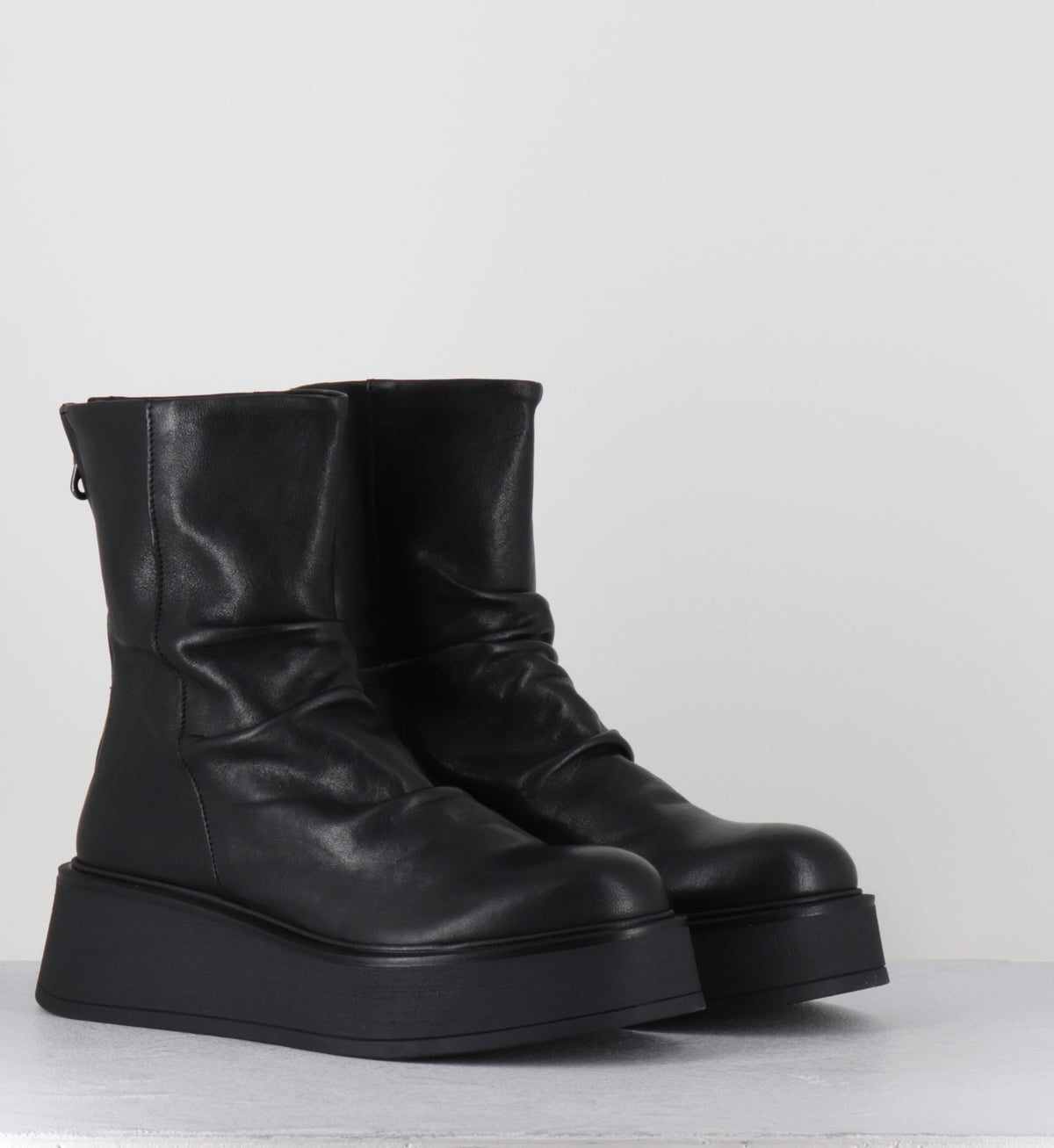 Bottines compensées en cuir noir - ROKAN LAVATO NERO